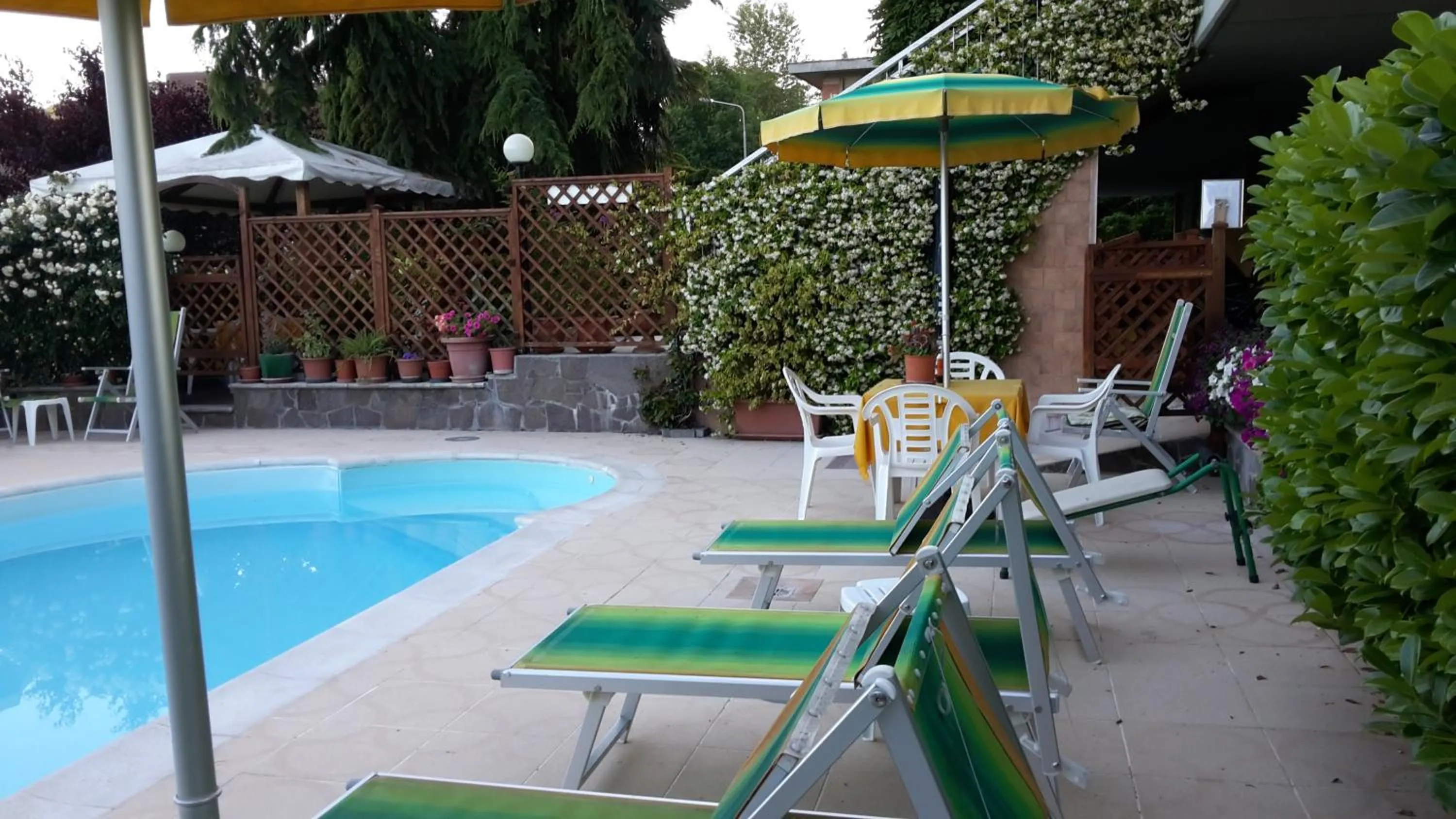 Swimming pool in Hotel Garden Ristorante