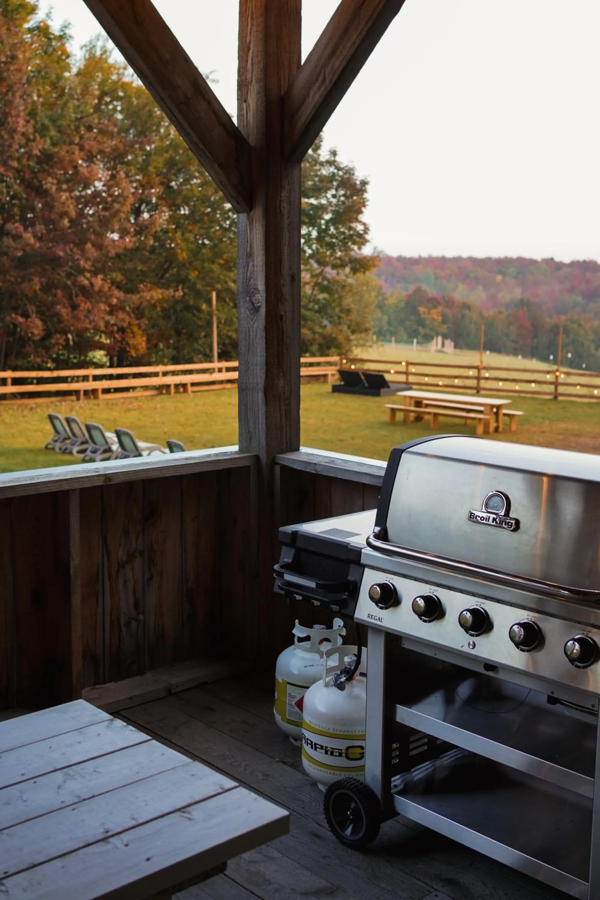 Communal kitchen in Station Chene rouge