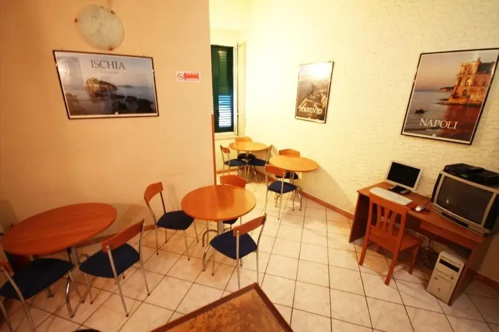 Restaurant/places to eat in Hotel Casanova Restaurant/places to eat in Hotel Casanova