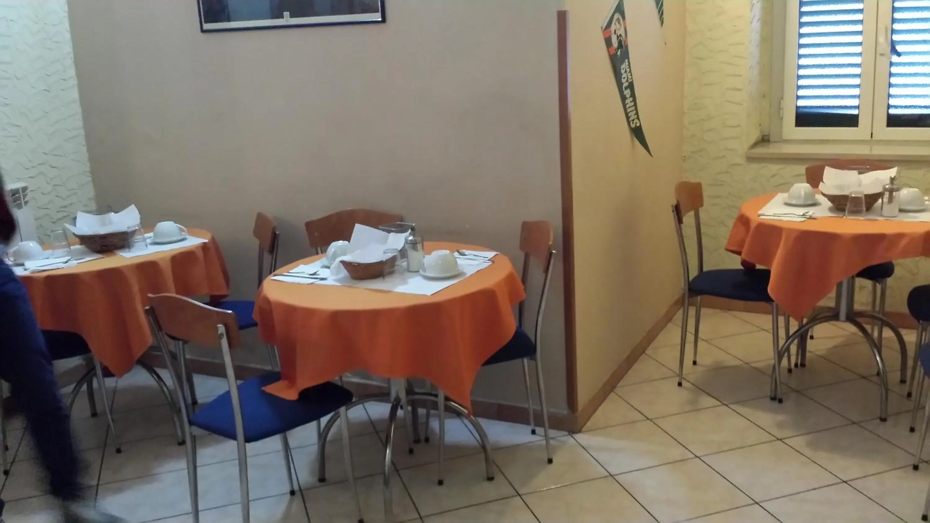 Restaurant/places to eat in Hotel Casanova