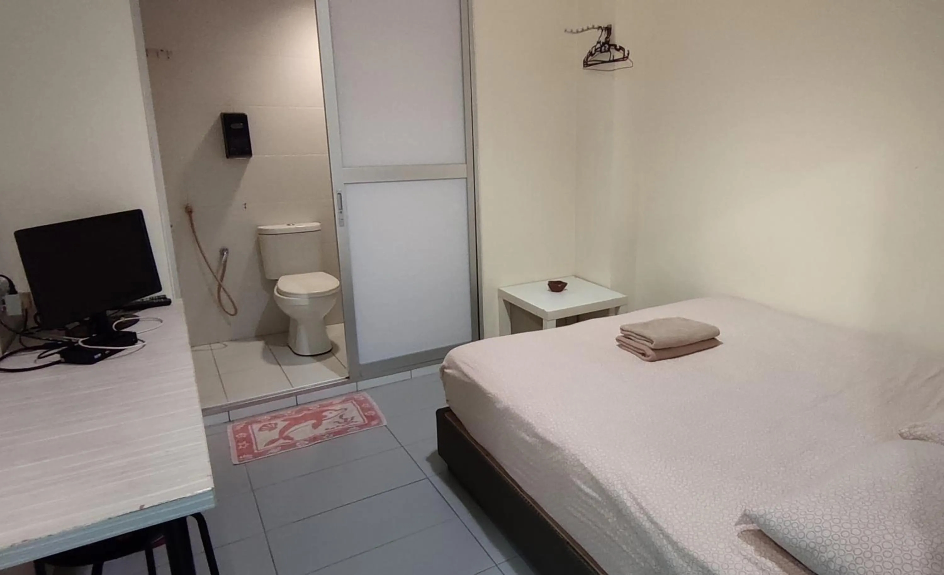 Double Room with Private Bathroom in Fifty Seven Inn