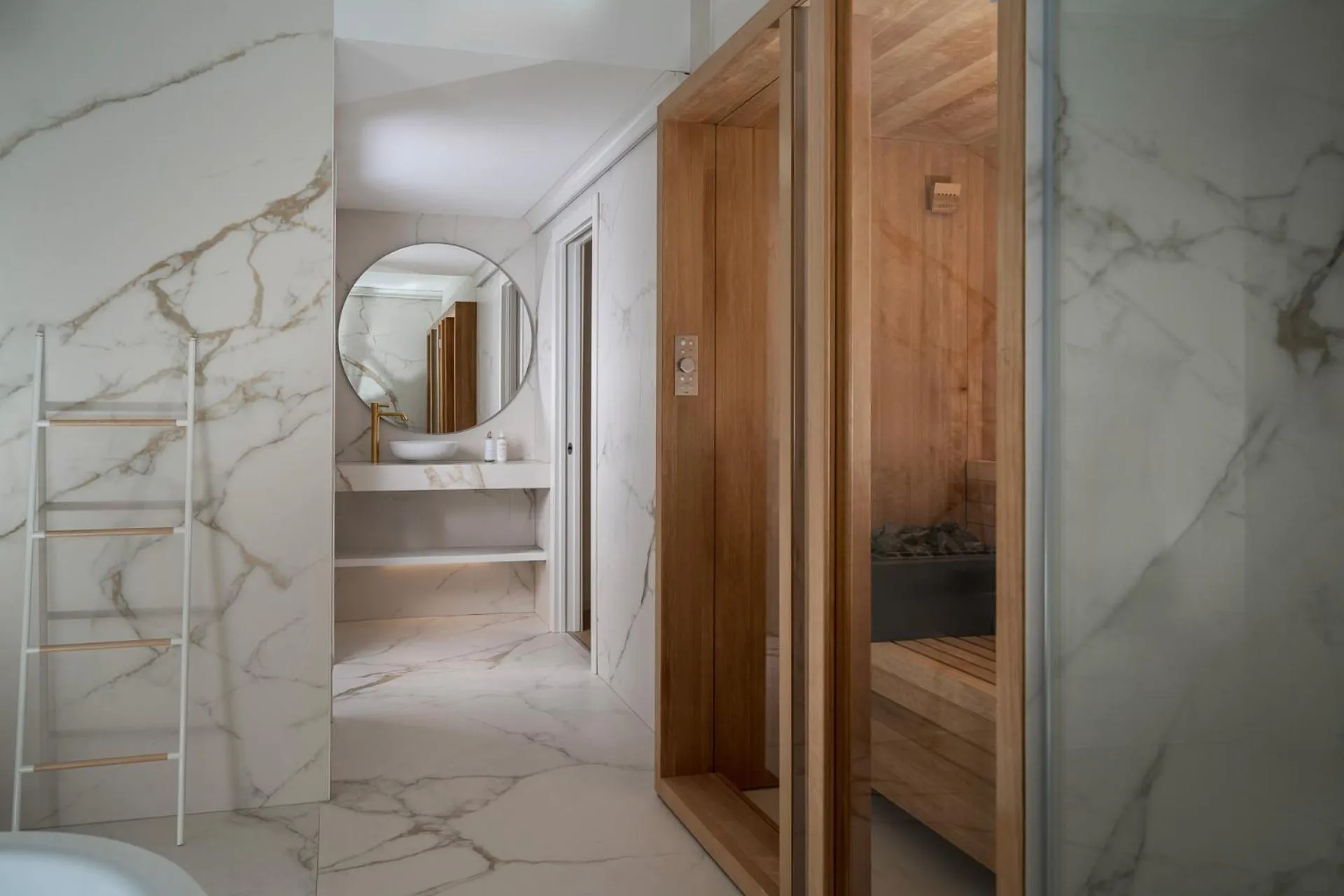 Bathroom in Hotel Regina