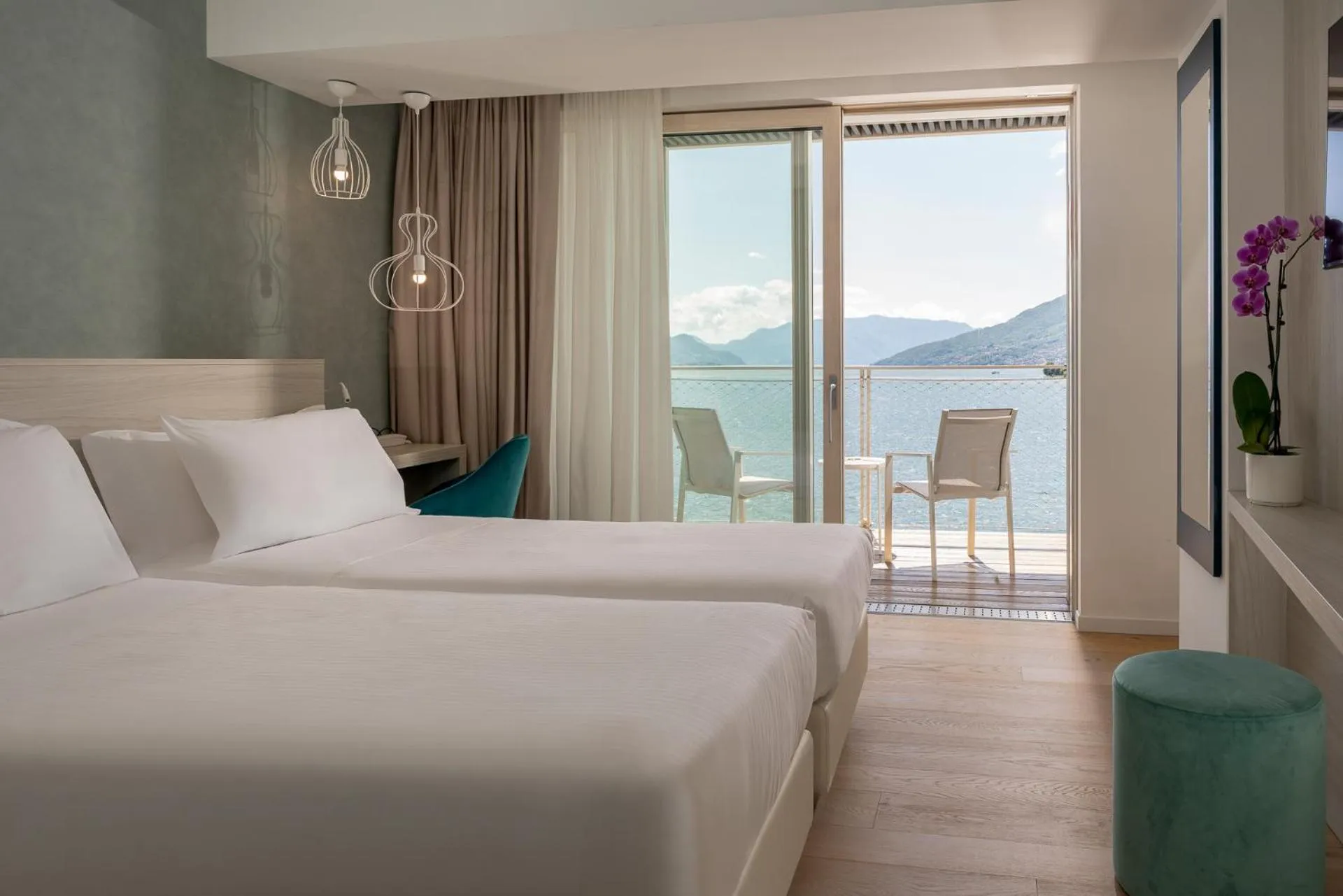 Bedroom, Bed in Hotel Regina