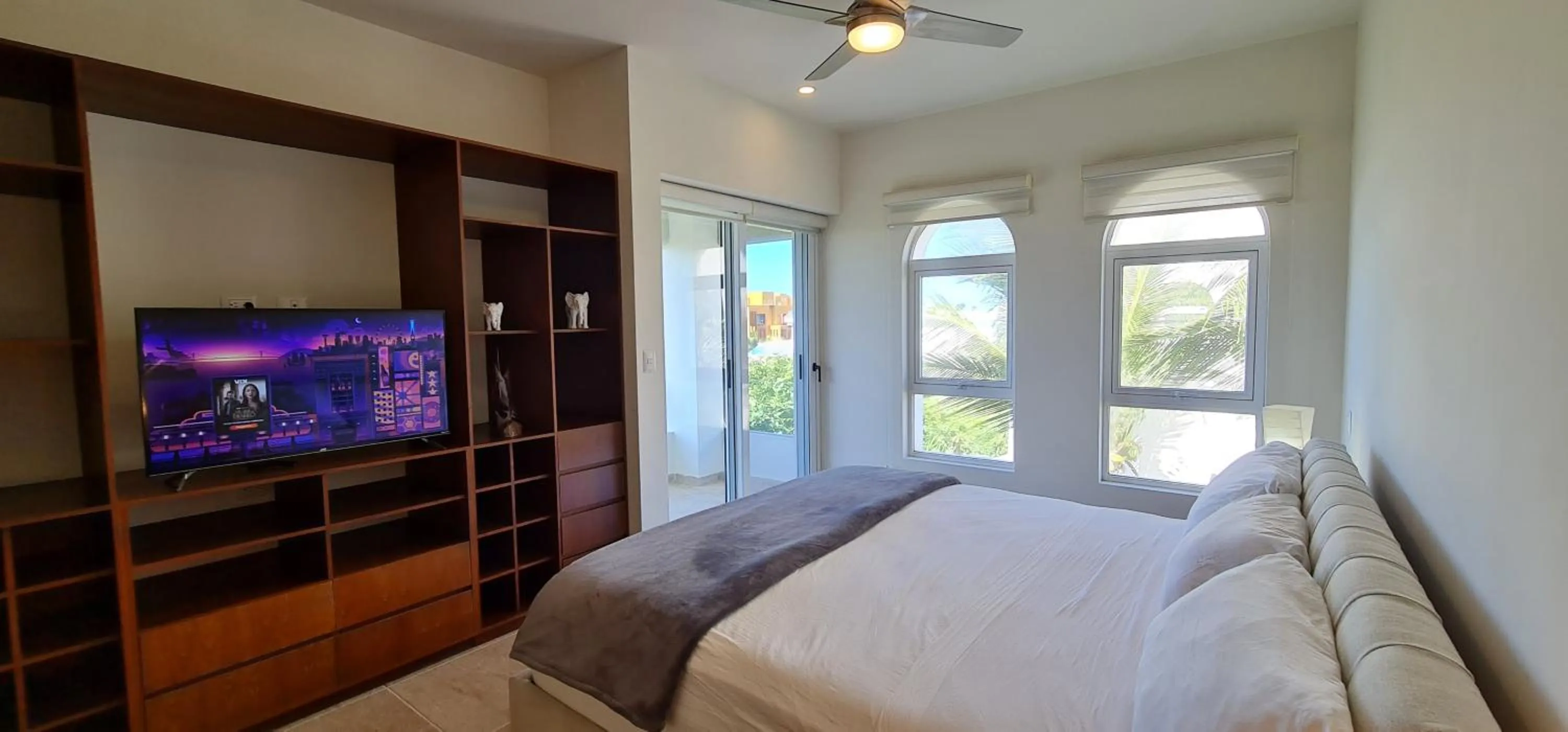 Bedroom, Bed in CASA REYES Stunning Rooftop Oceanview
