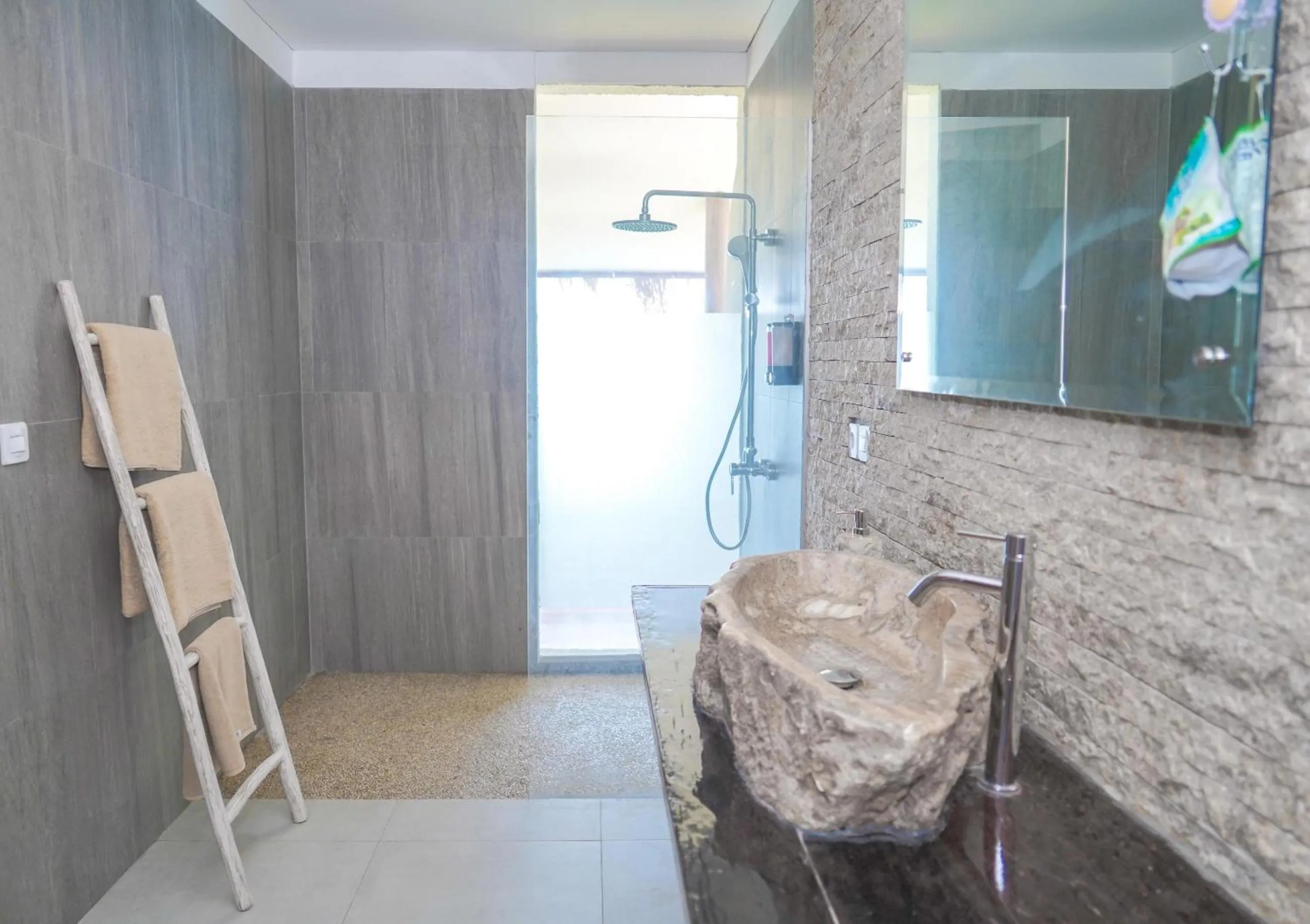 Bathroom in Theodor at Labuan Bajo