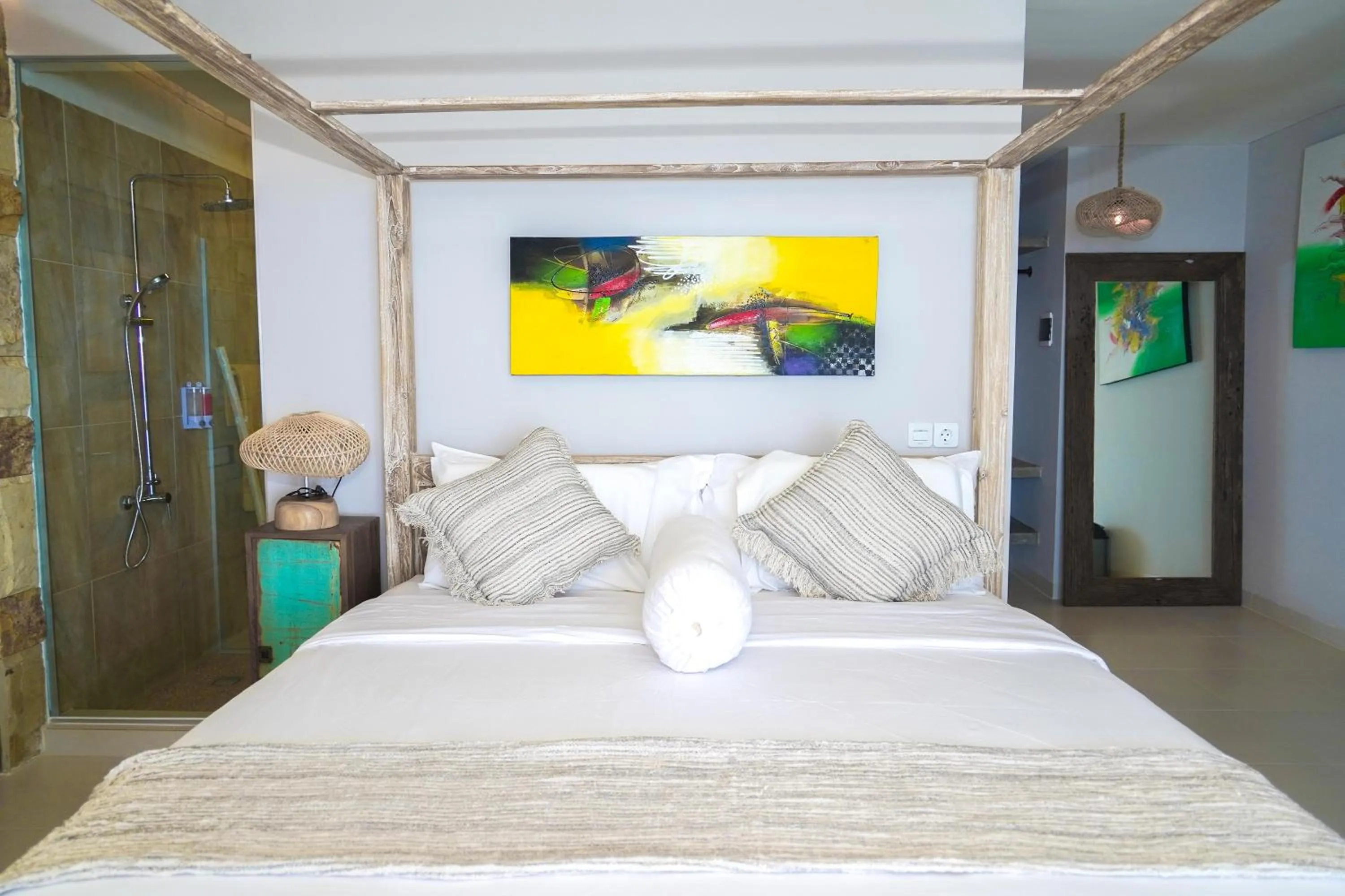 Bed in Theodor at Labuan Bajo