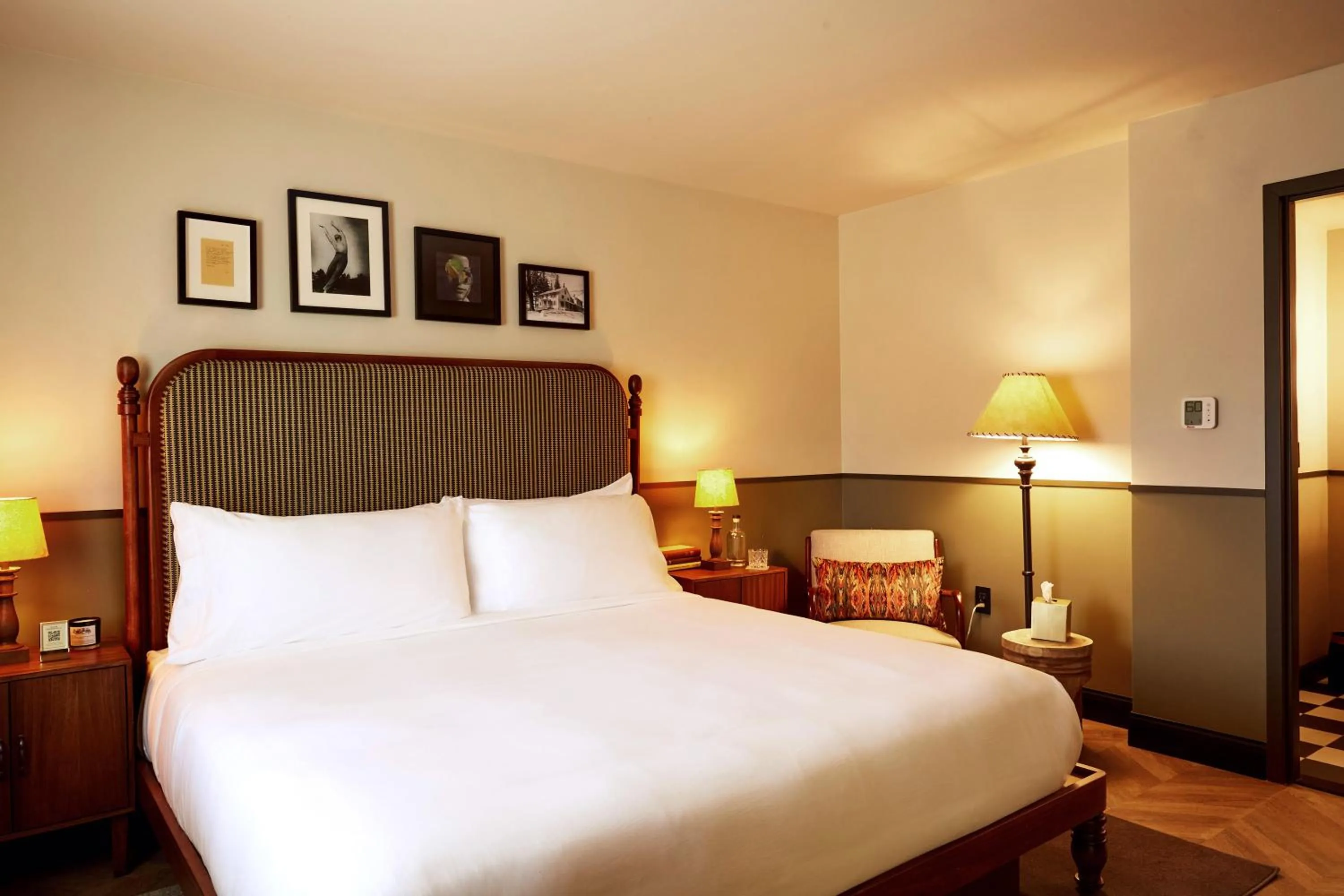 Bed in Berkshires Untold