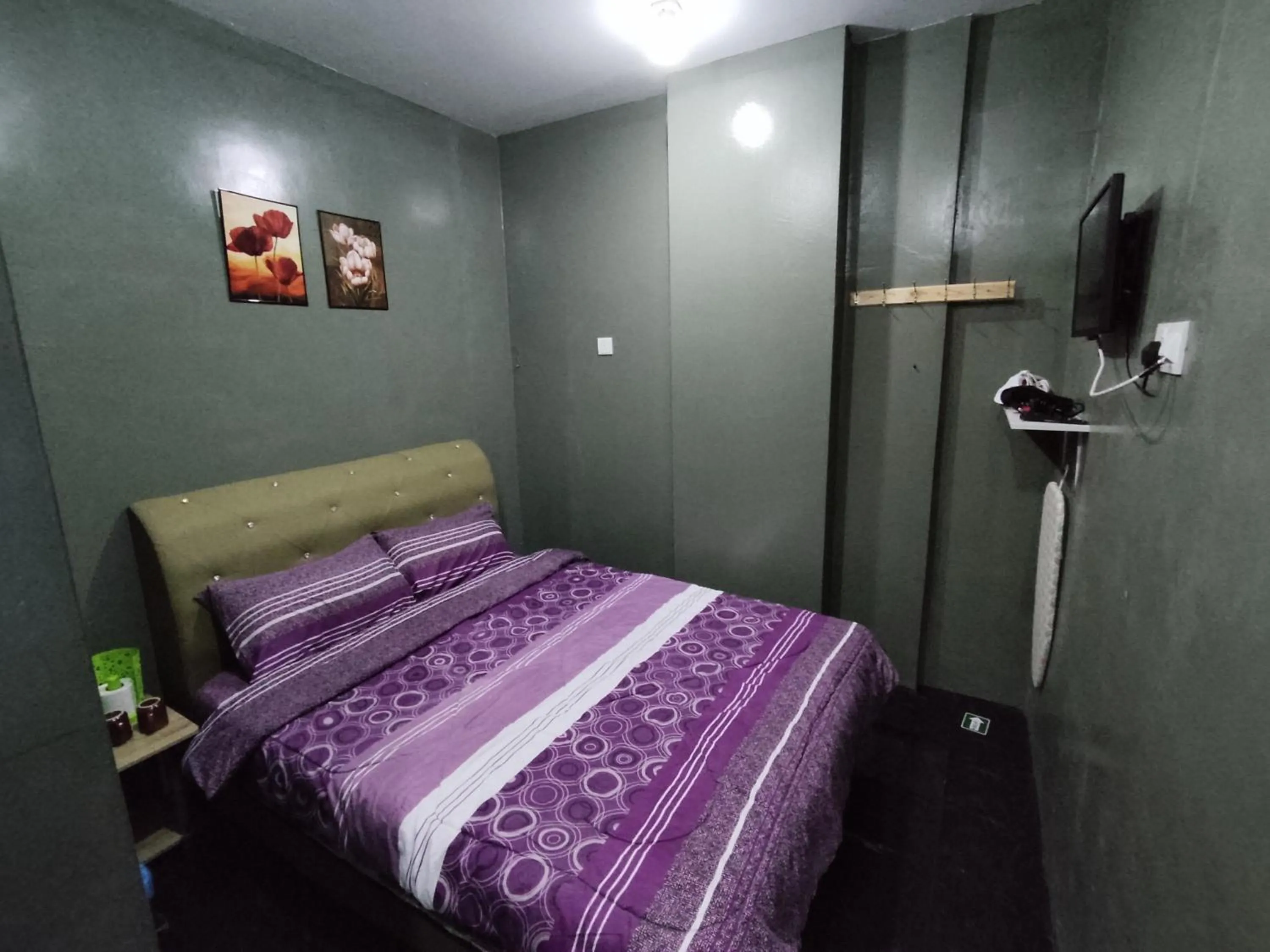 Photo of the whole room, Bed in Hotel Oasis