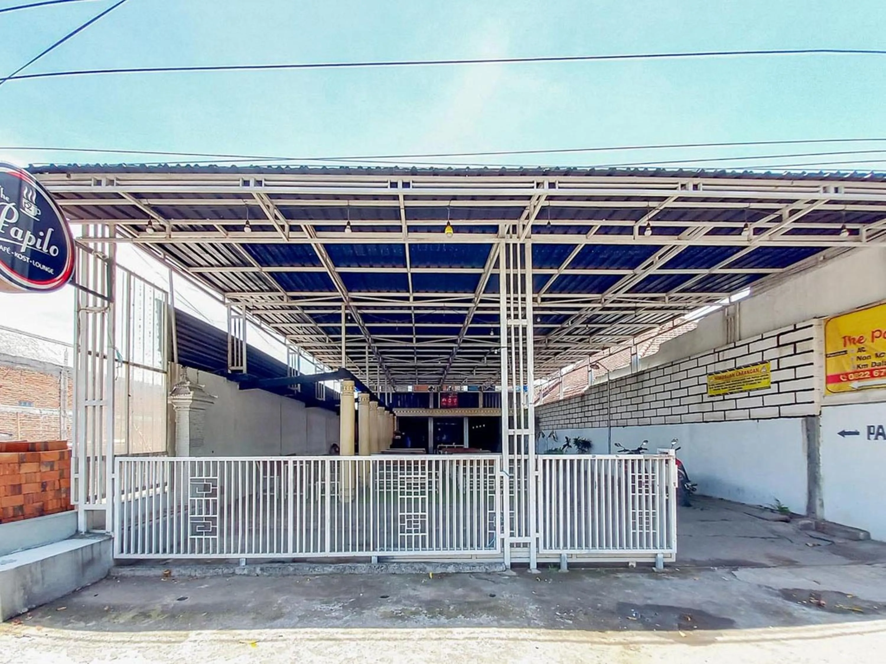 Property building in Papilo House near Stasiun Nganjuk Mitra RedDoorz