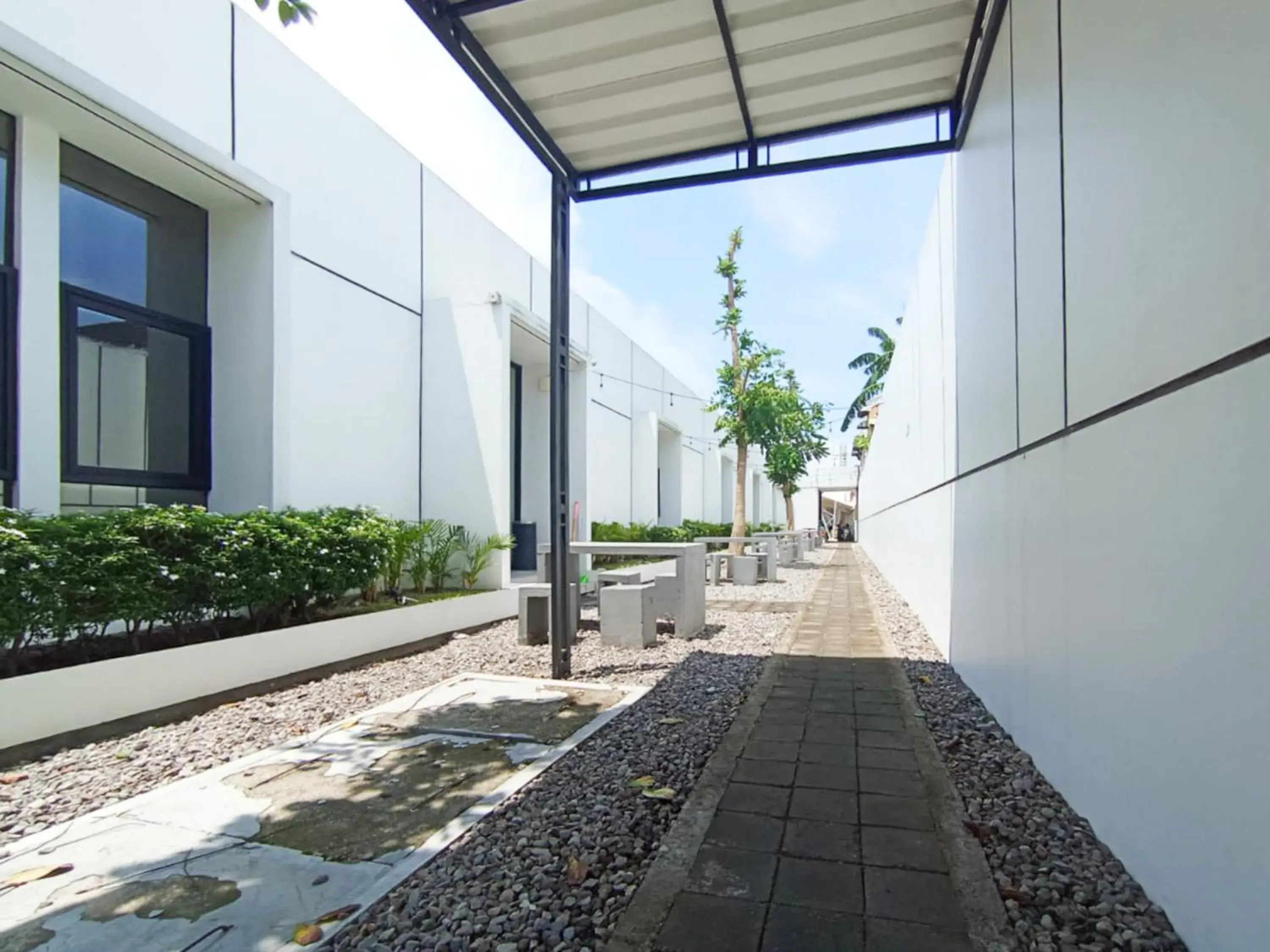 Property building in OFO Kost Premium Kampung Inggris Pare Syariah Mitra RedDoorz Property building in OFO Kost Premium Kampung Inggris Pare Syariah Mitra RedDoorz