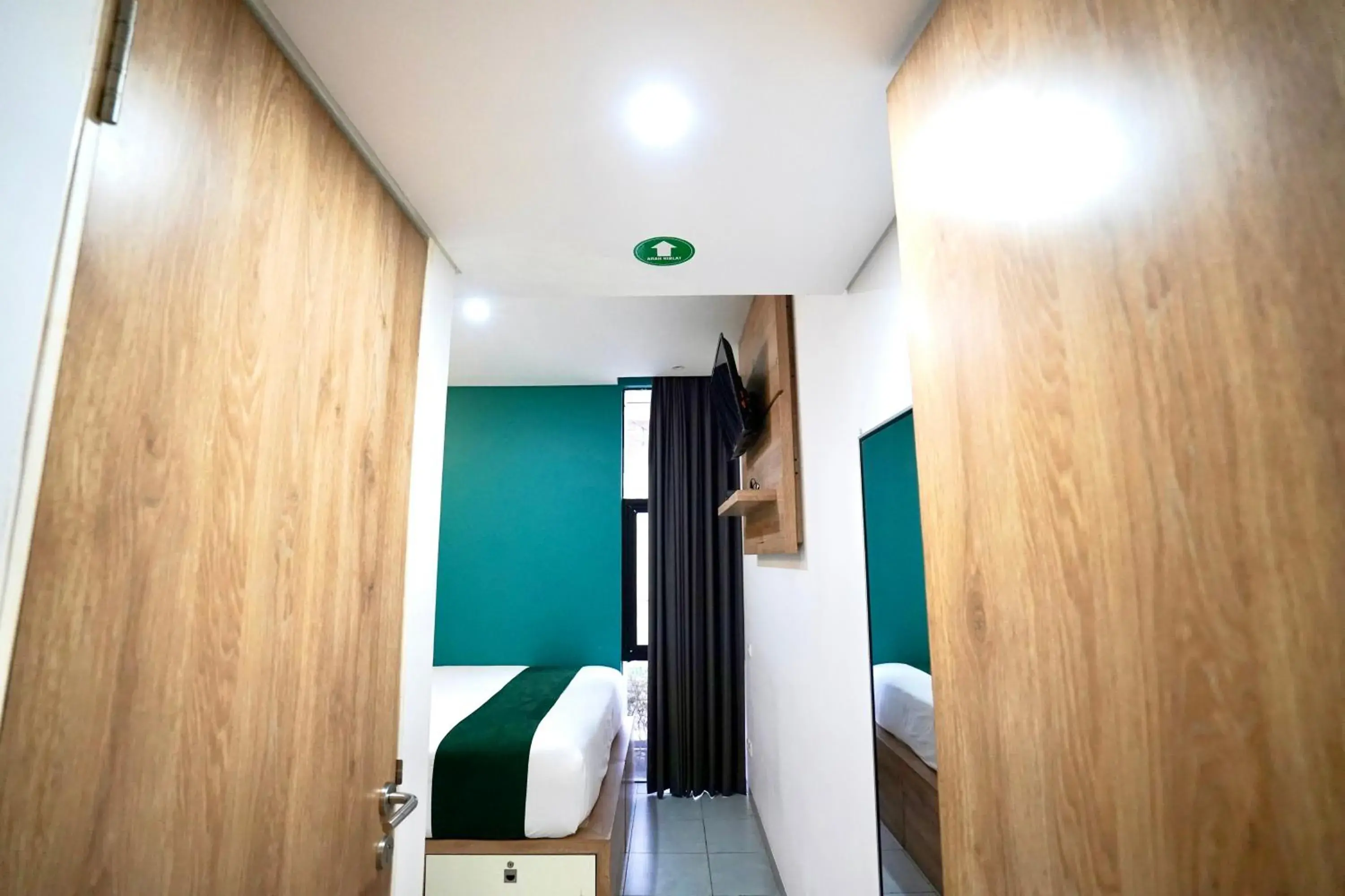 Bedroom, Bed in OFO Kost Premium Kampung Inggris Pare Syariah Mitra RedDoorz Bedroom, Bed in OFO Kost Premium Kampung Inggris Pare Syariah Mitra RedDoorz