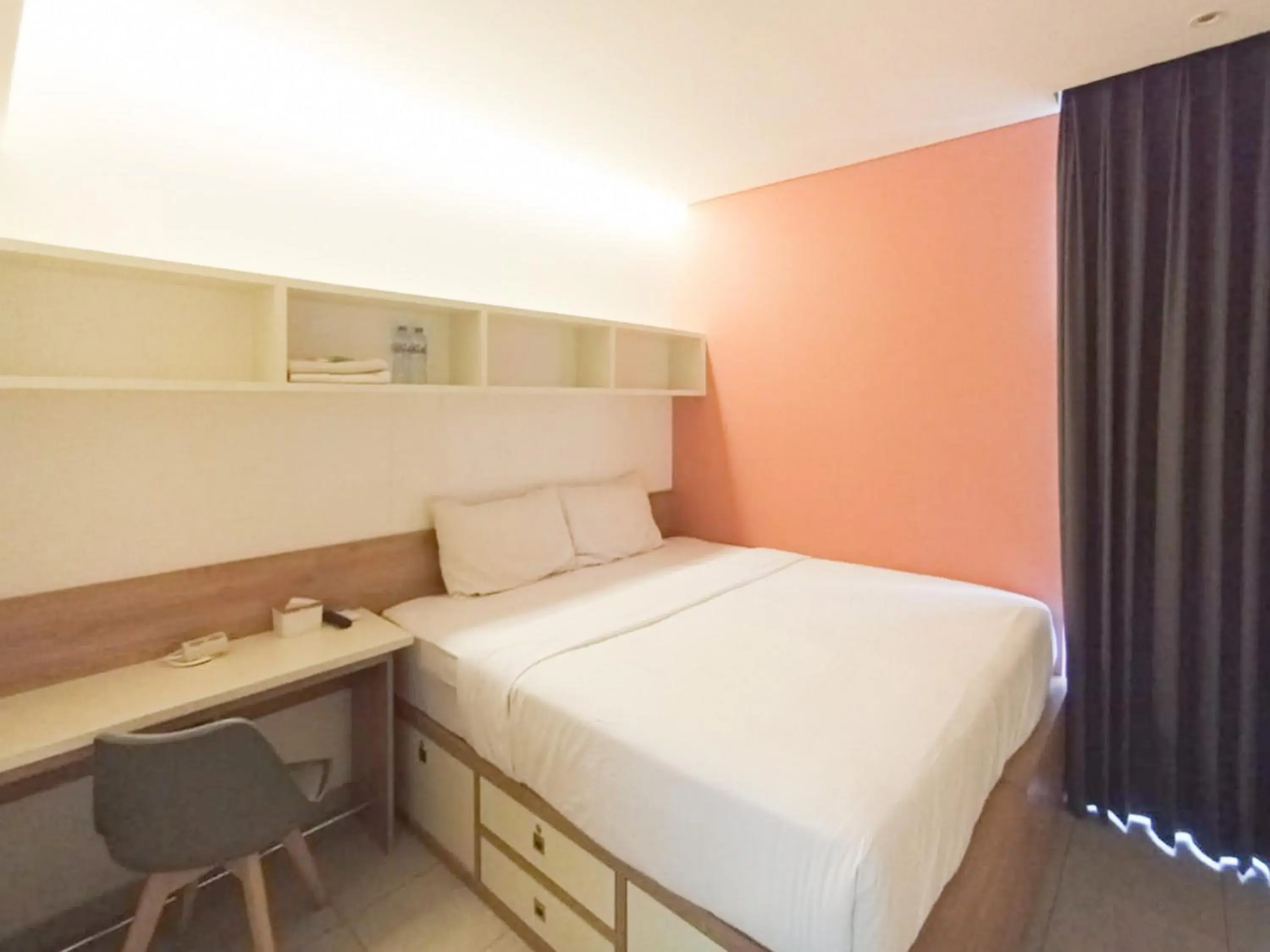 Bedroom, Bed in OFO Kost Premium Kampung Inggris Pare Syariah Mitra RedDoorz Bedroom, Bed in OFO Kost Premium Kampung Inggris Pare Syariah Mitra RedDoorz