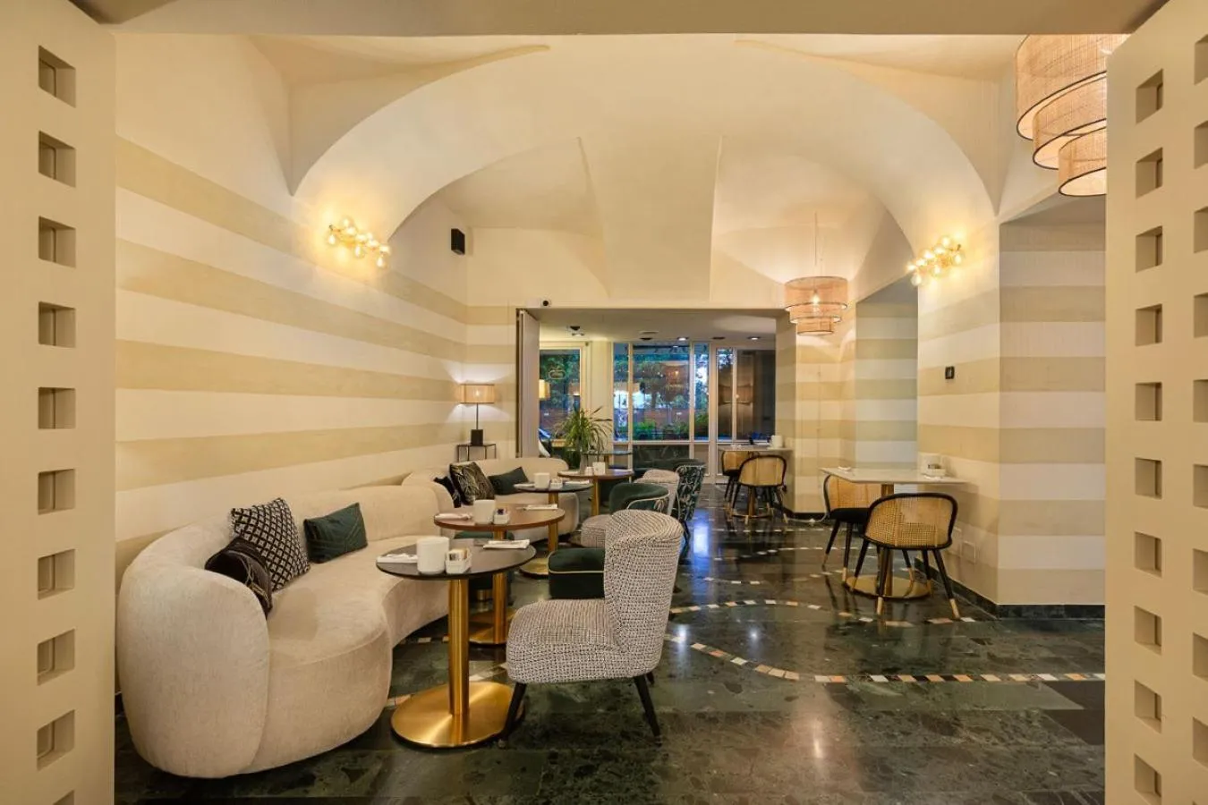 Breakfast in Hotel Ancora