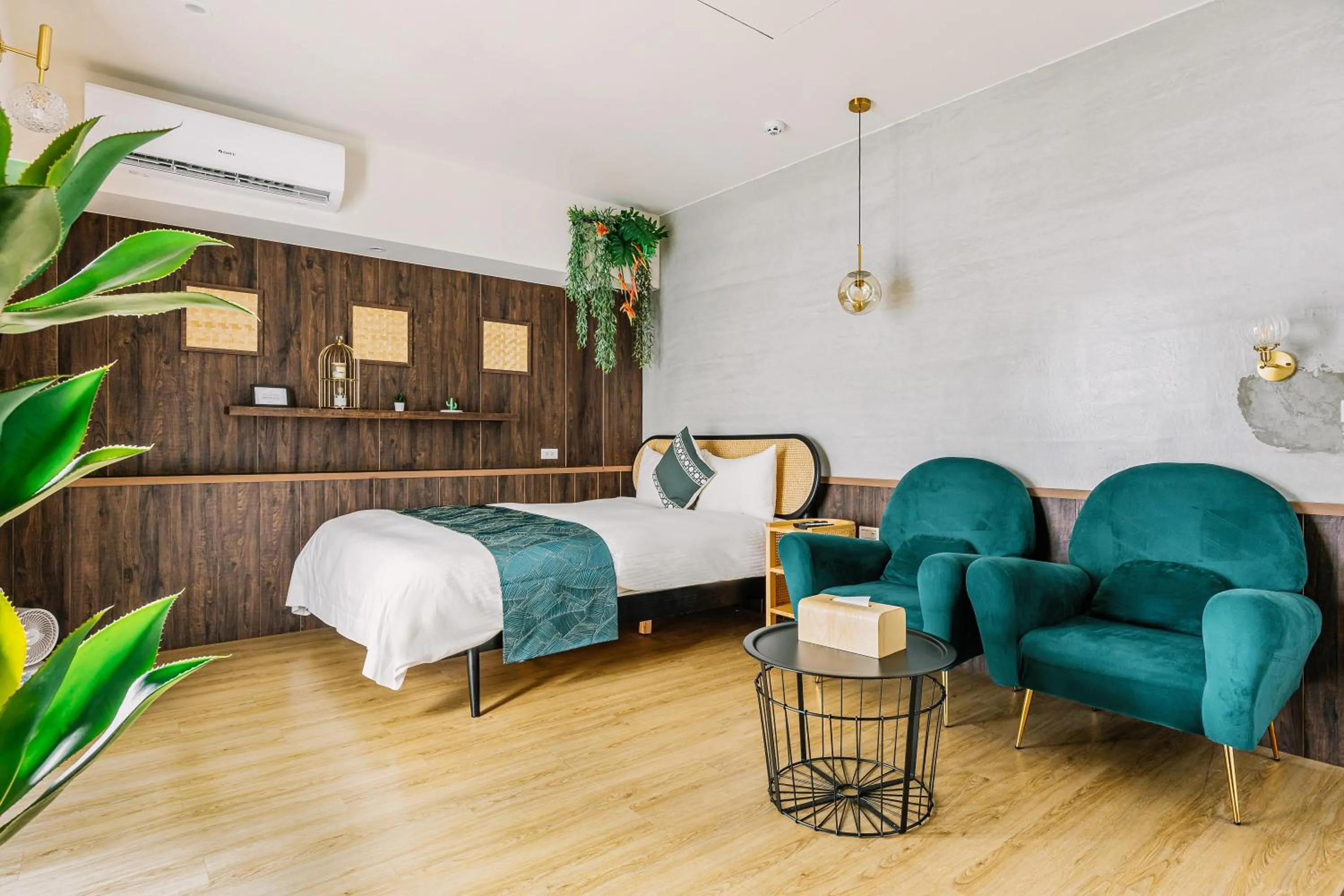 Photo of the whole room, Bed in Nan Nan