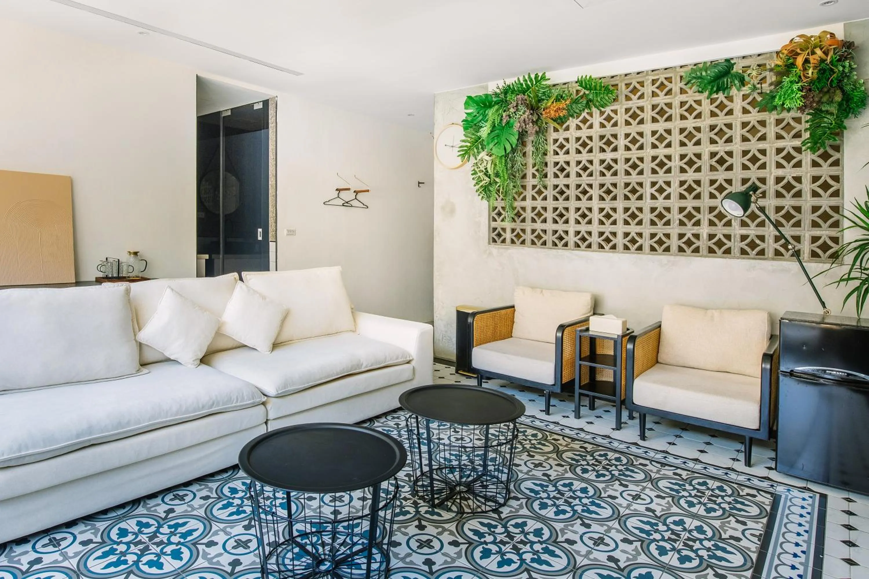 Seating area in Nan Nan