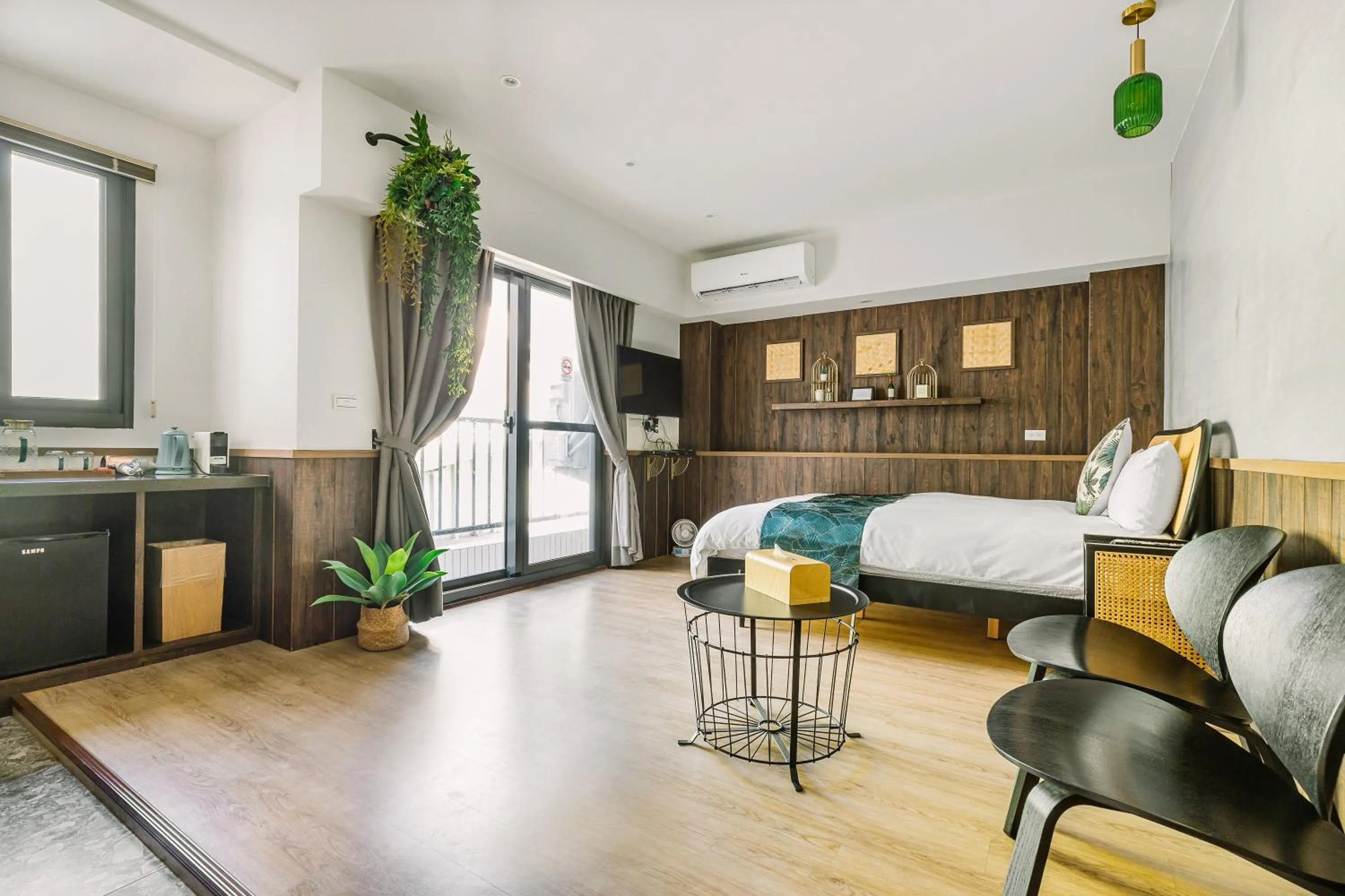 Photo of the whole room, Bed in Nan Nan