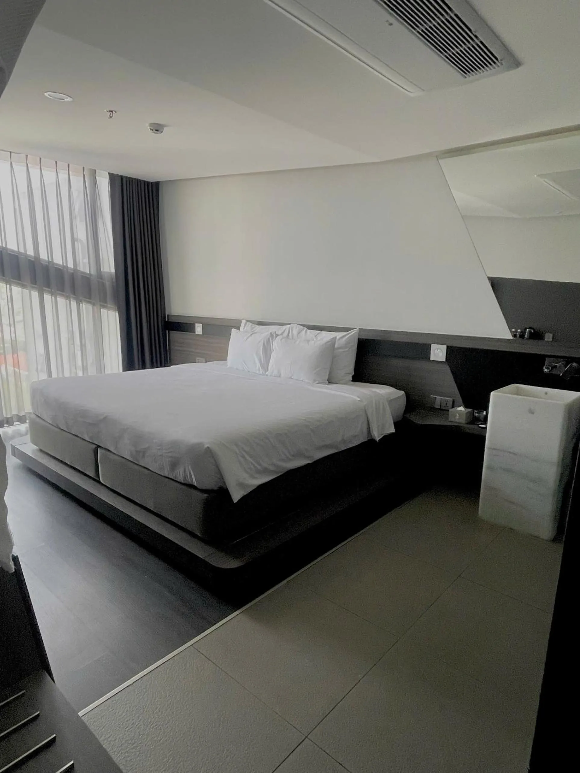 Bedroom, Bed in Draco Hotel & Suites