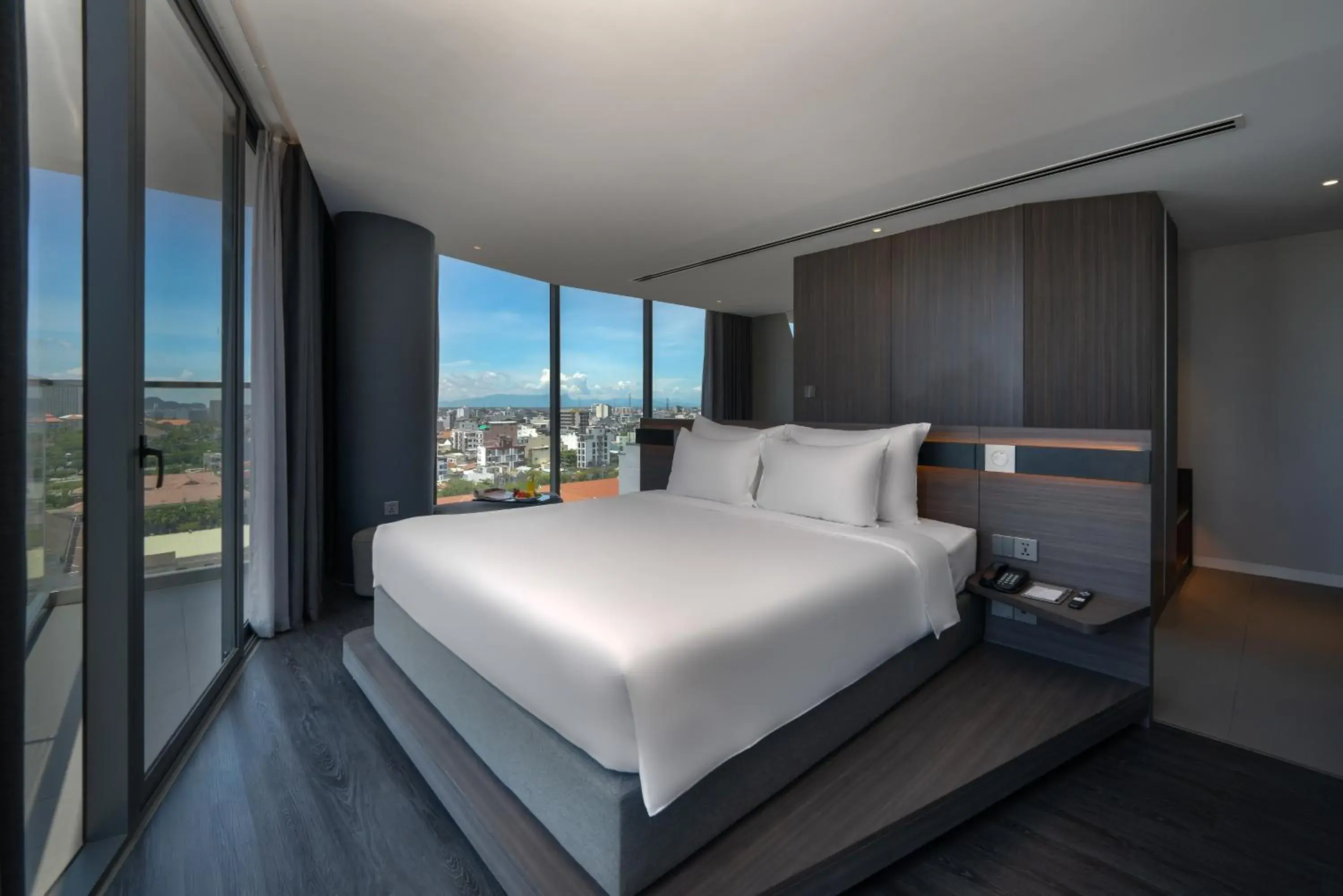 Photo of the whole room, Bed in Draco Hotel & Suites Photo of the whole room, Bed in Draco Hotel & Suites