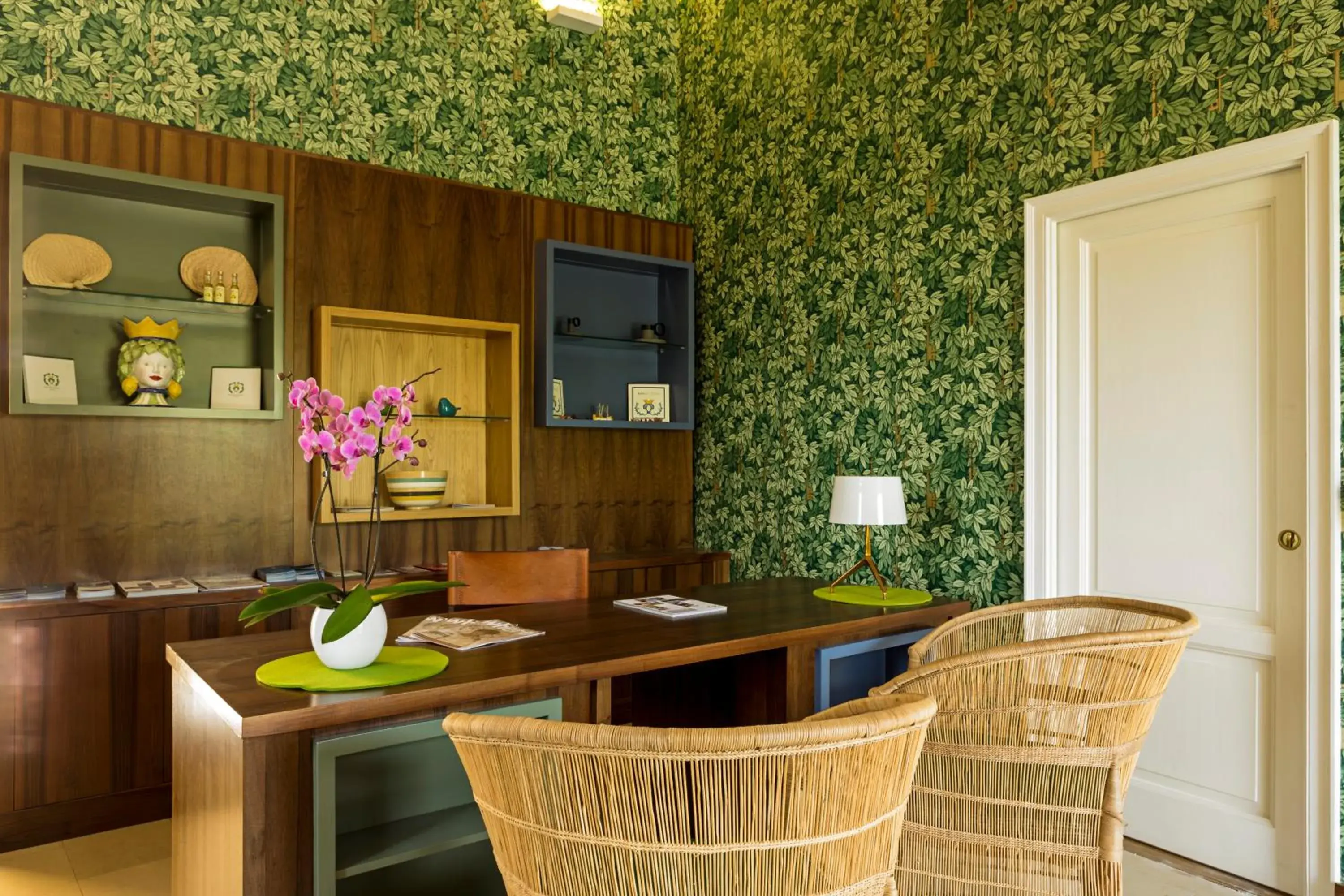 Lobby or reception in Relais Regina Giovanna Lobby or reception in Relais Regina Giovanna