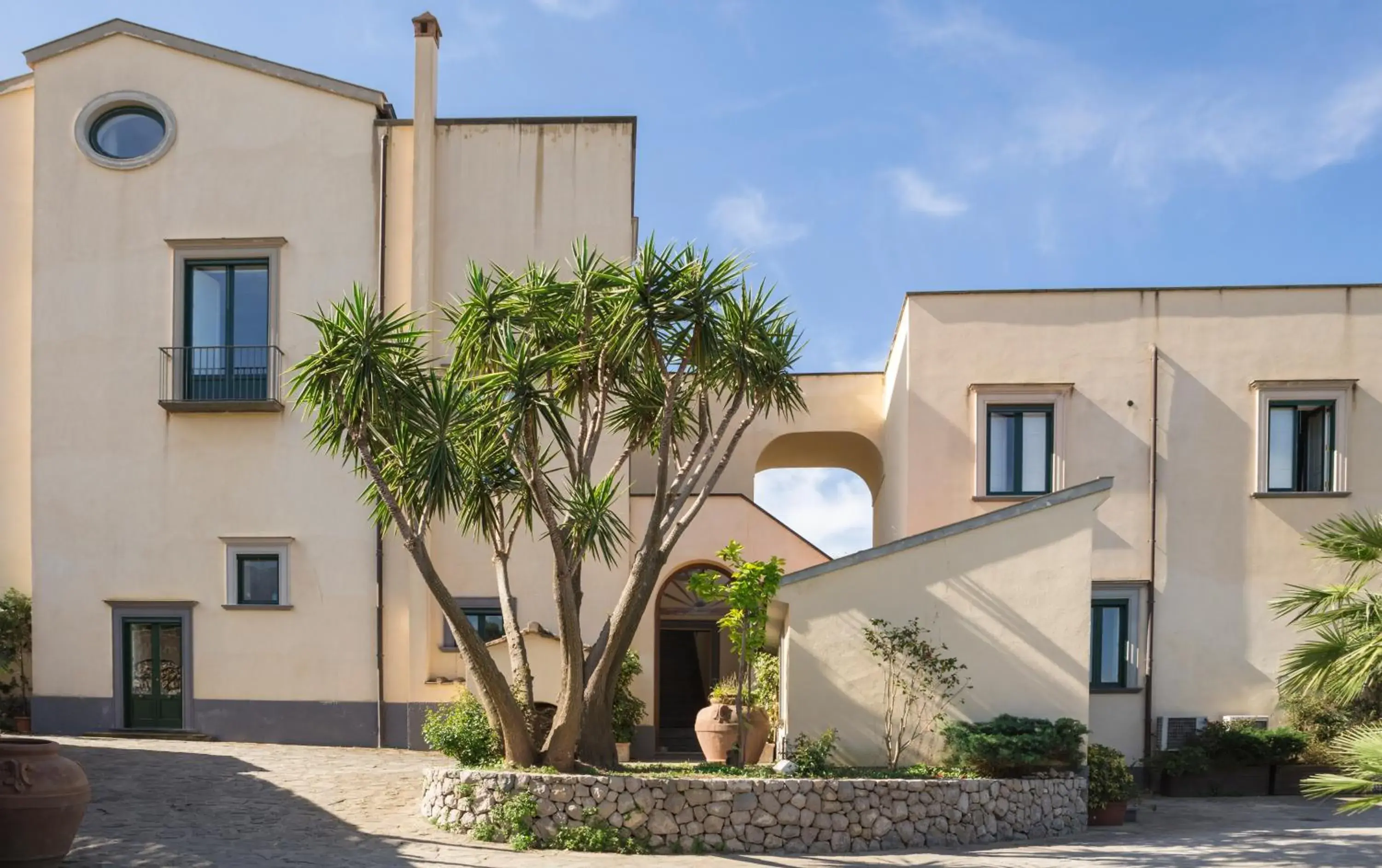 Property building in Relais Regina Giovanna Property building in Relais Regina Giovanna