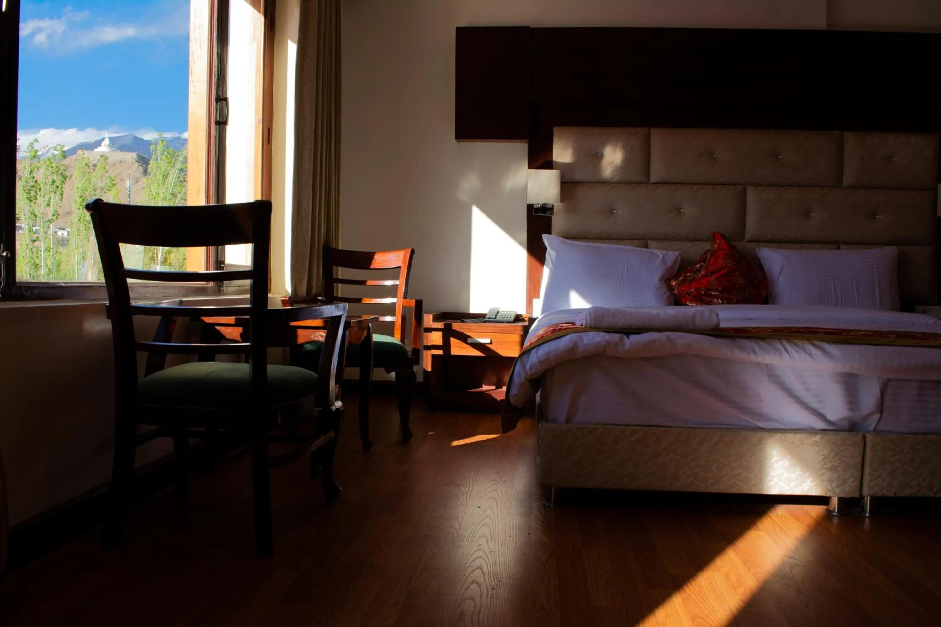 Bed in Hotel Deskitsal