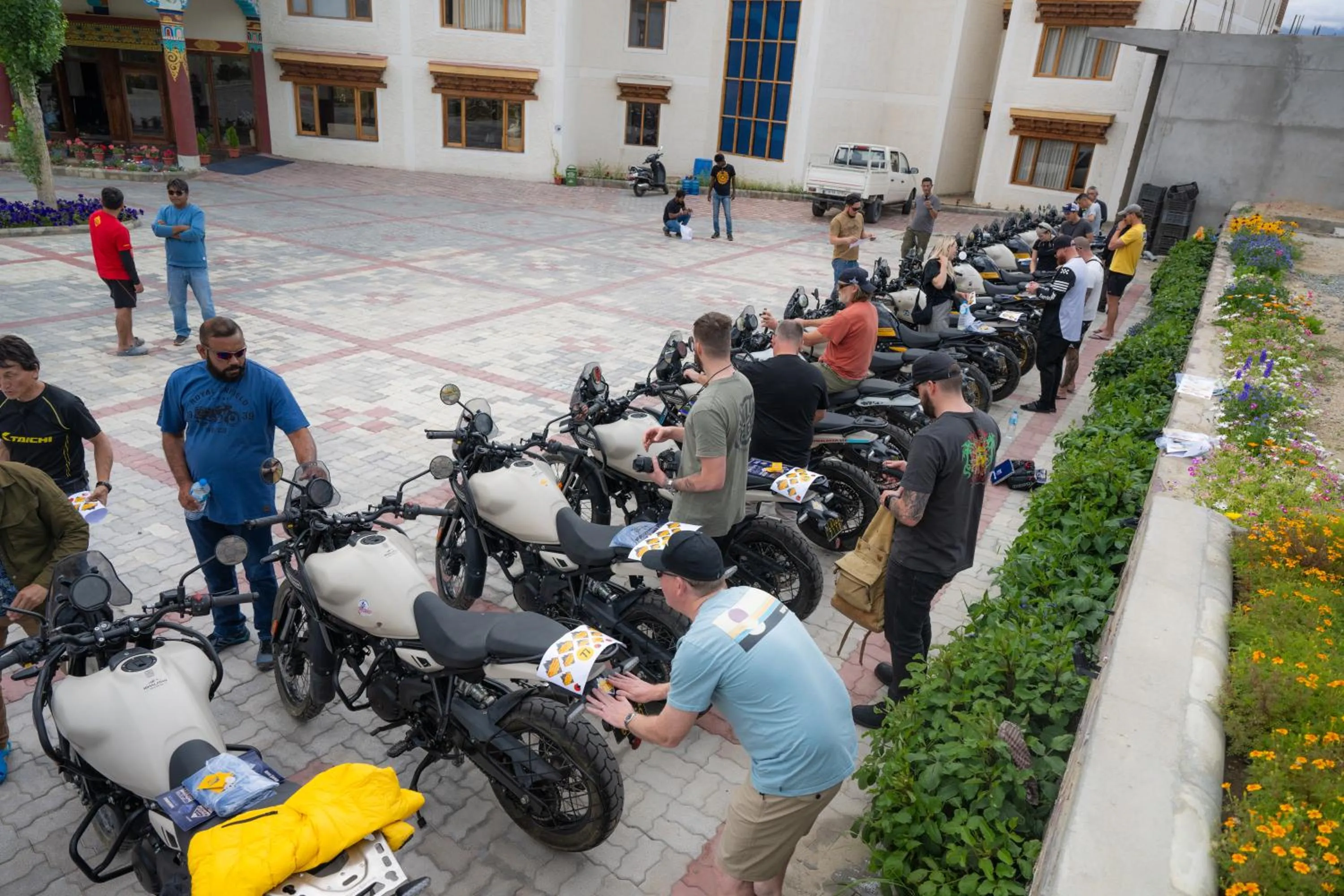 Parking in Hotel Deskitsal