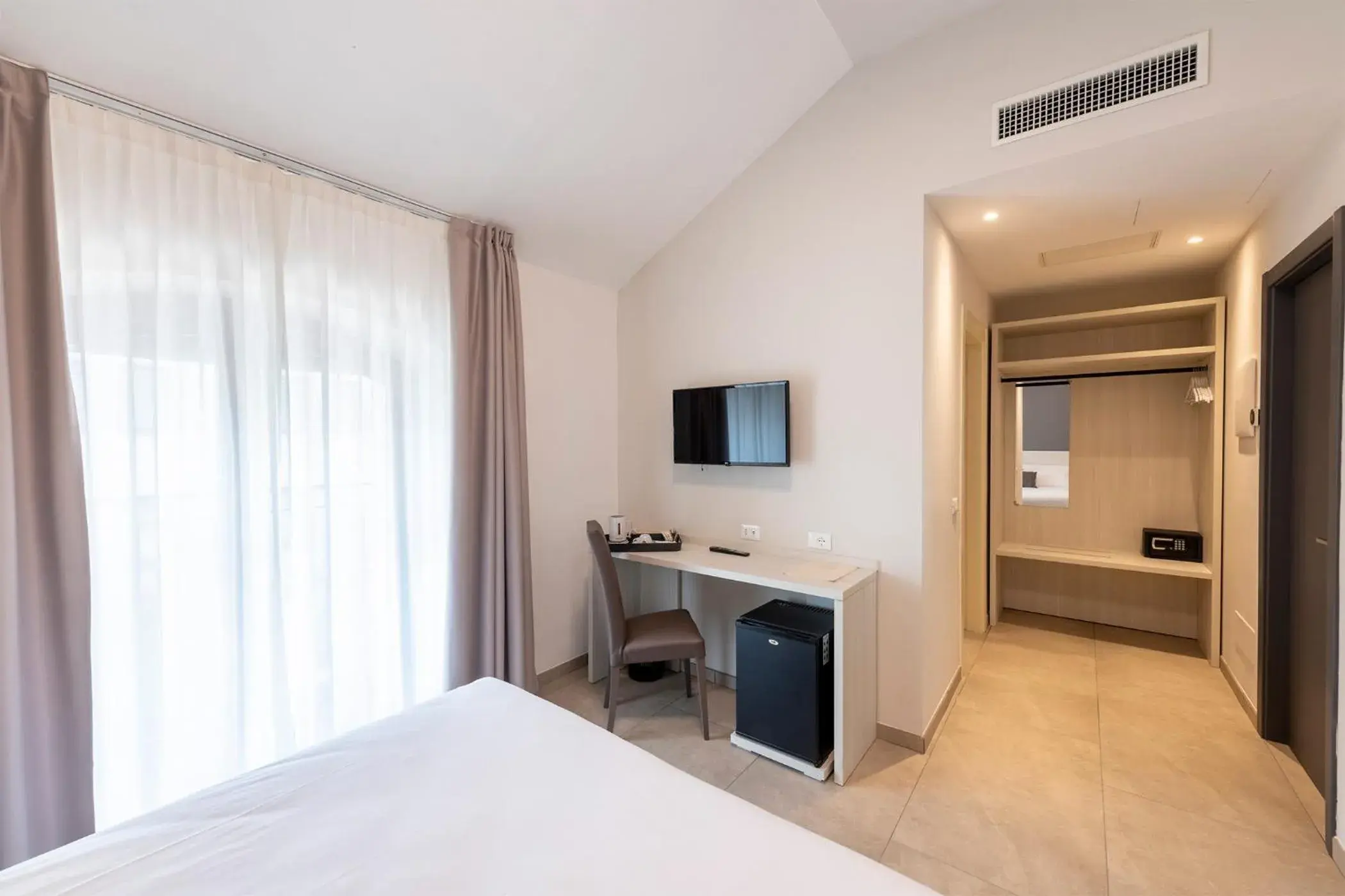 Deluxe Double Room - single occupancy in Hotel Vecchio Casello Deluxe Double Room - single occupancy in Hotel Vecchio Casello