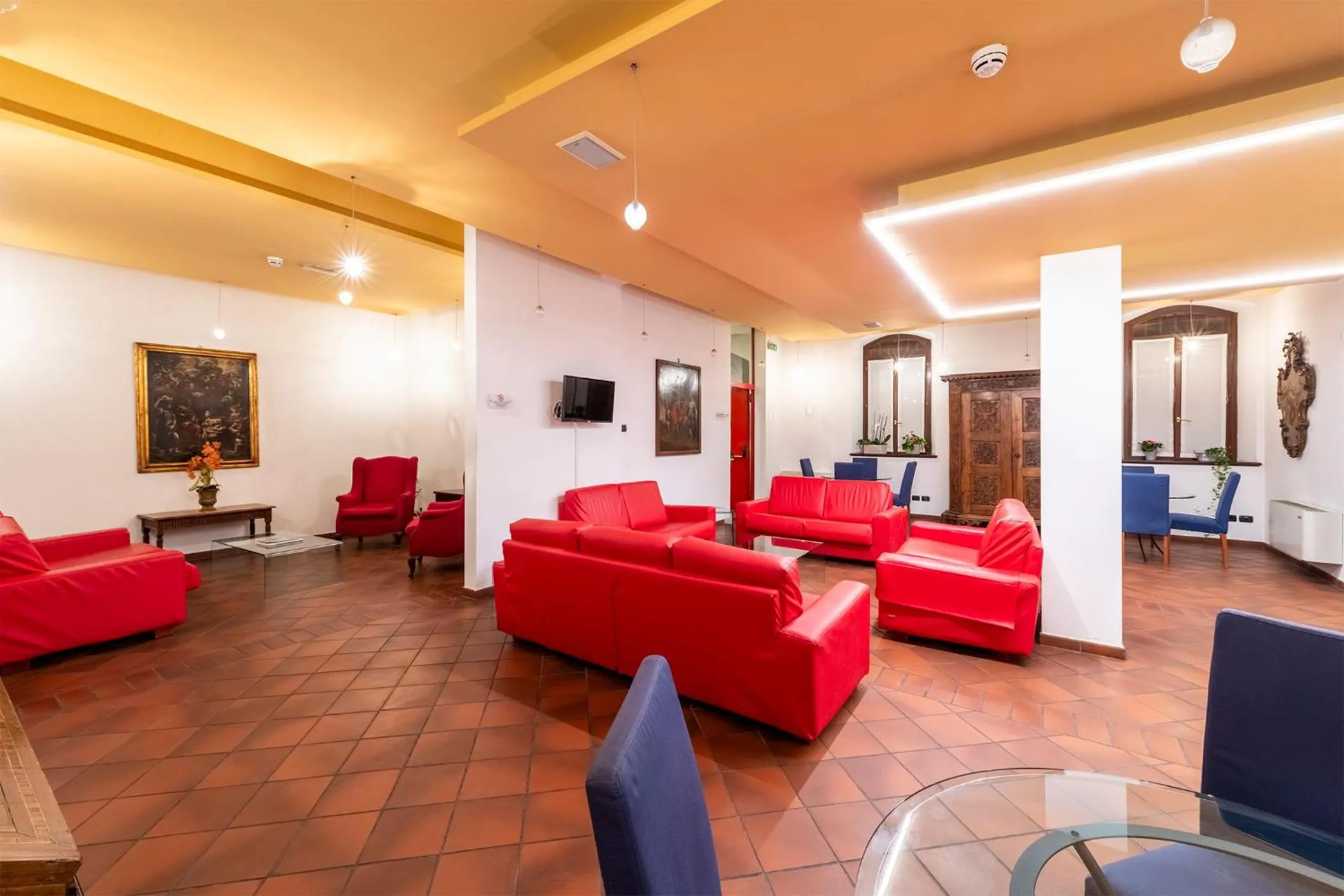 Communal lounge/ TV room in Hotel Vecchio Casello