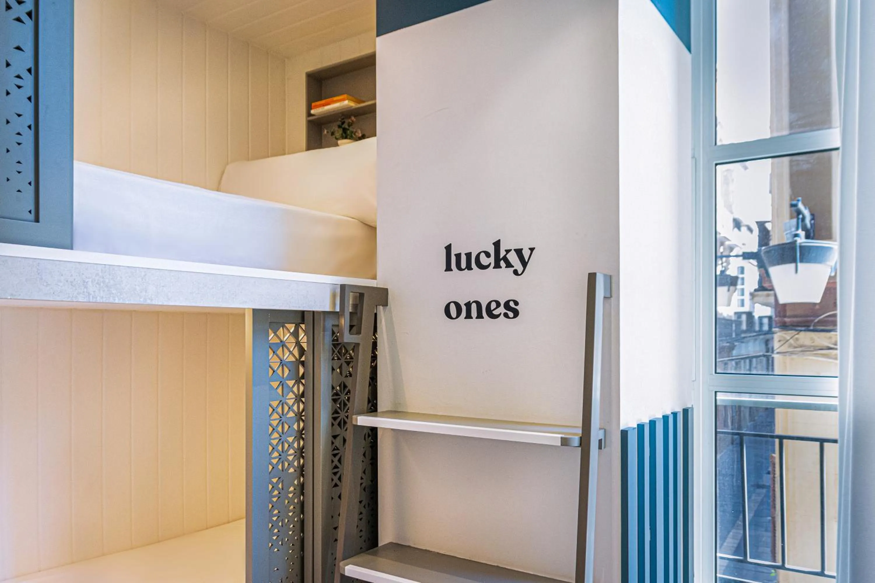 Photo of the whole room in Coeo Pod Hostel Beatas