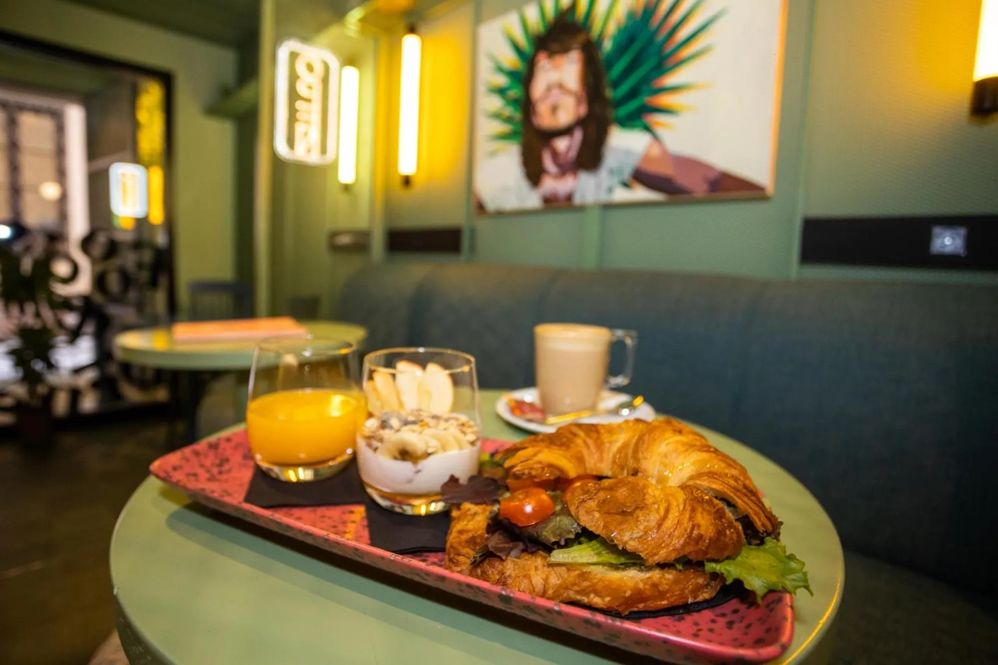 Continental breakfast in Coeo Pod Hostel Beatas