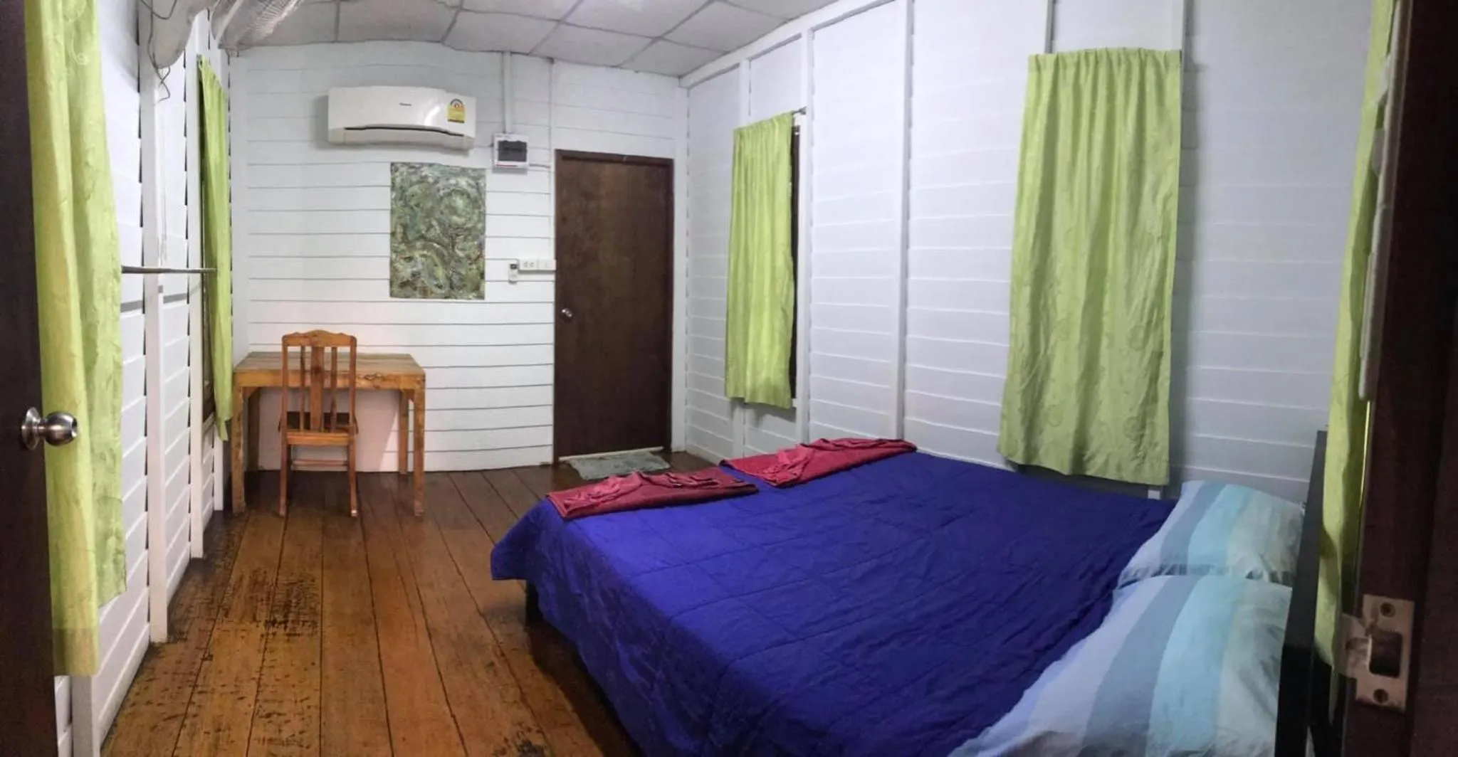 Photo of the whole room in Green Garden Bungalows