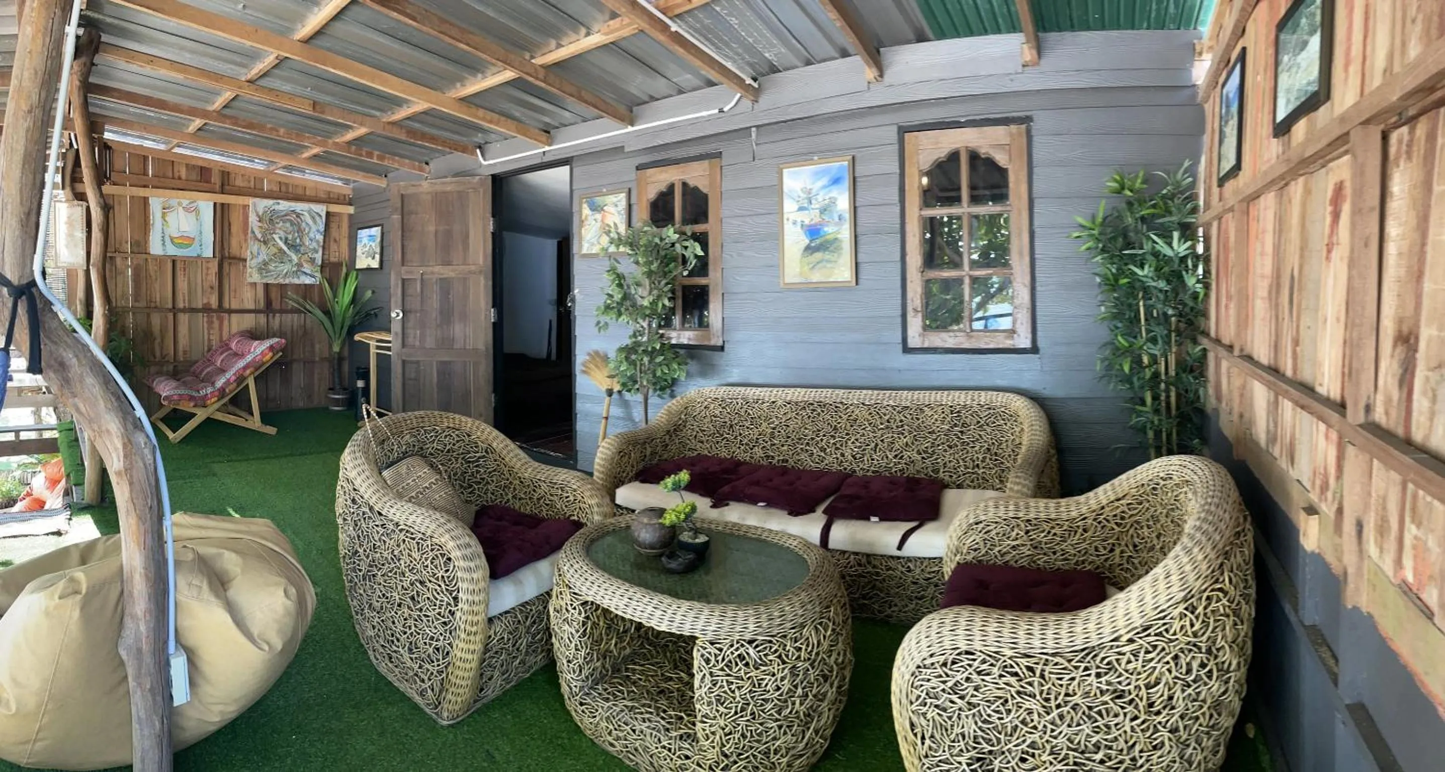 Green Garden Bungalows