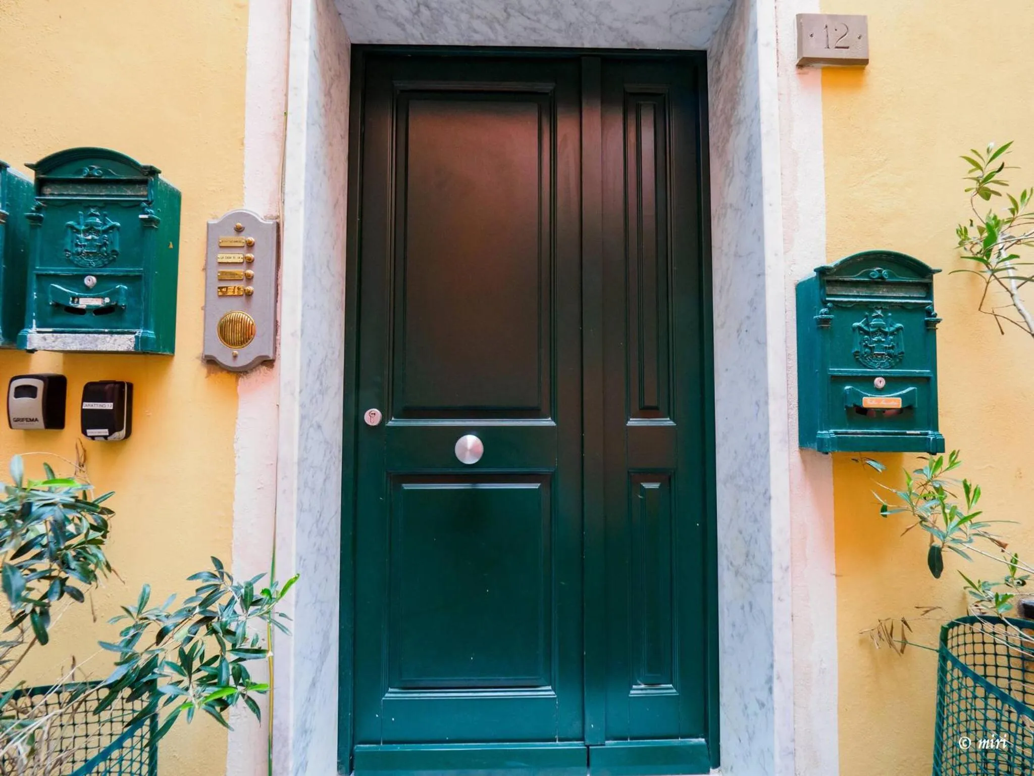 Off site in Carmelina Tiny Village Room