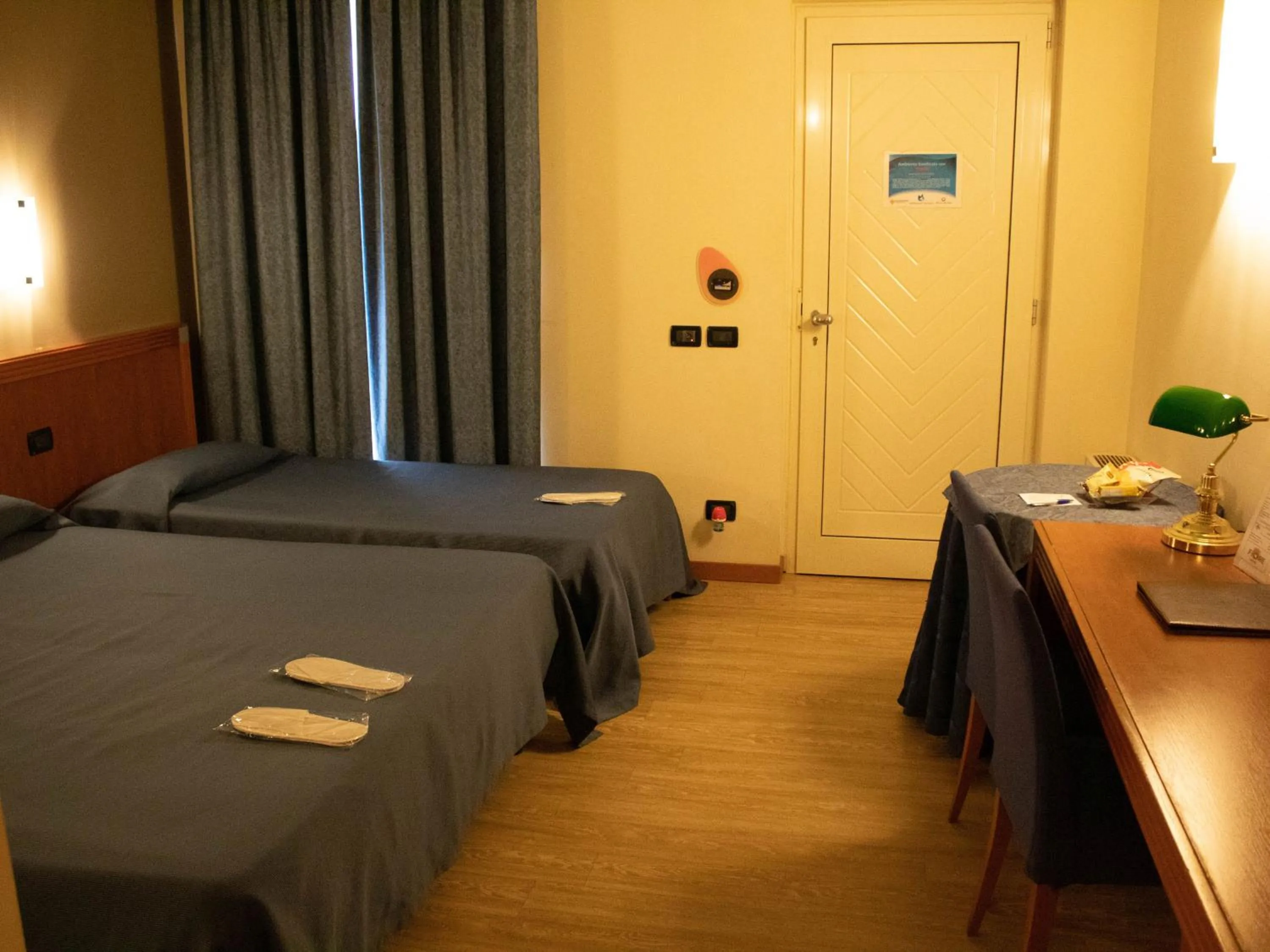 Bed in Hotel Motel Fiore