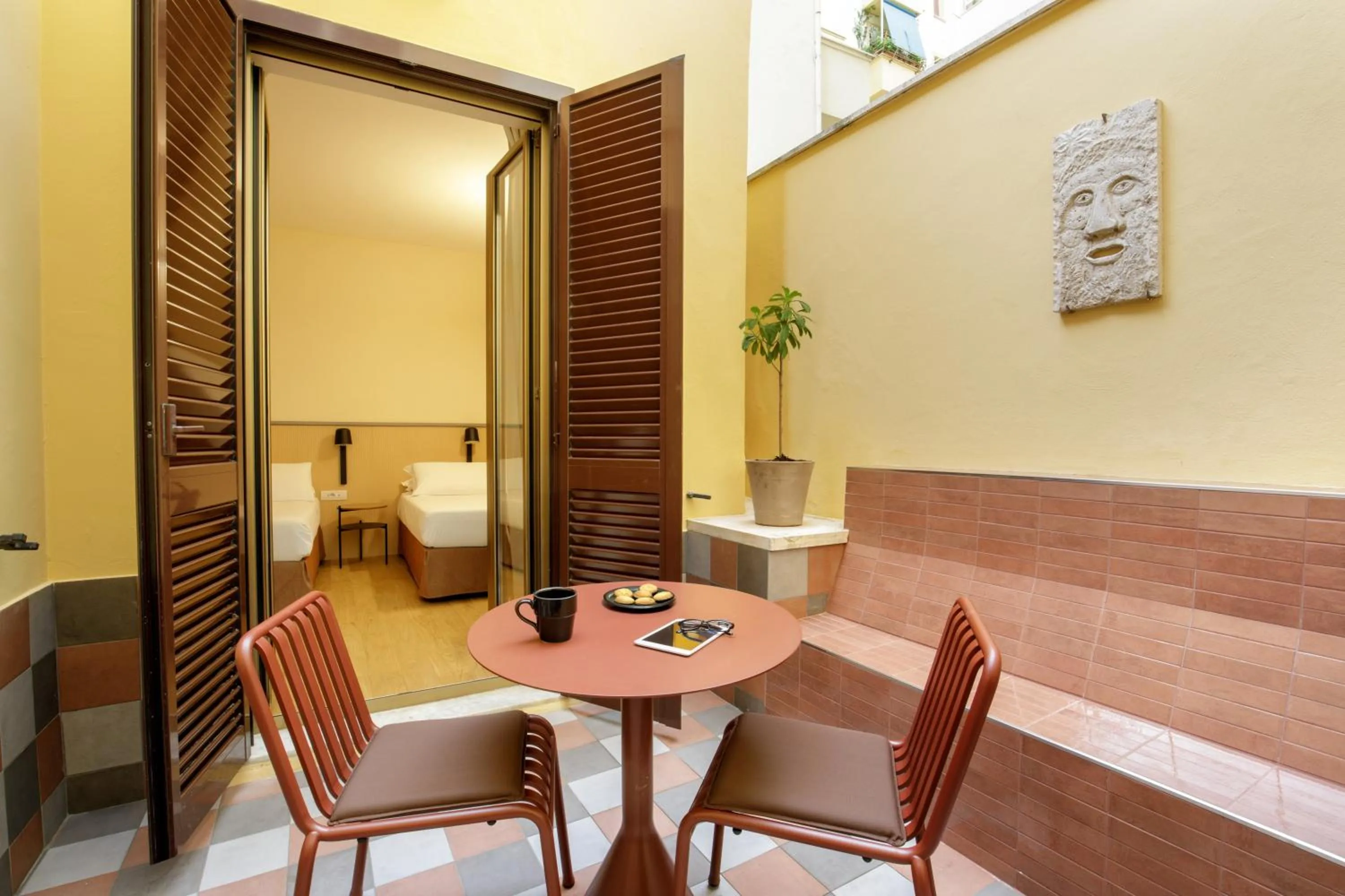 Seating area in Hotel Colosseum