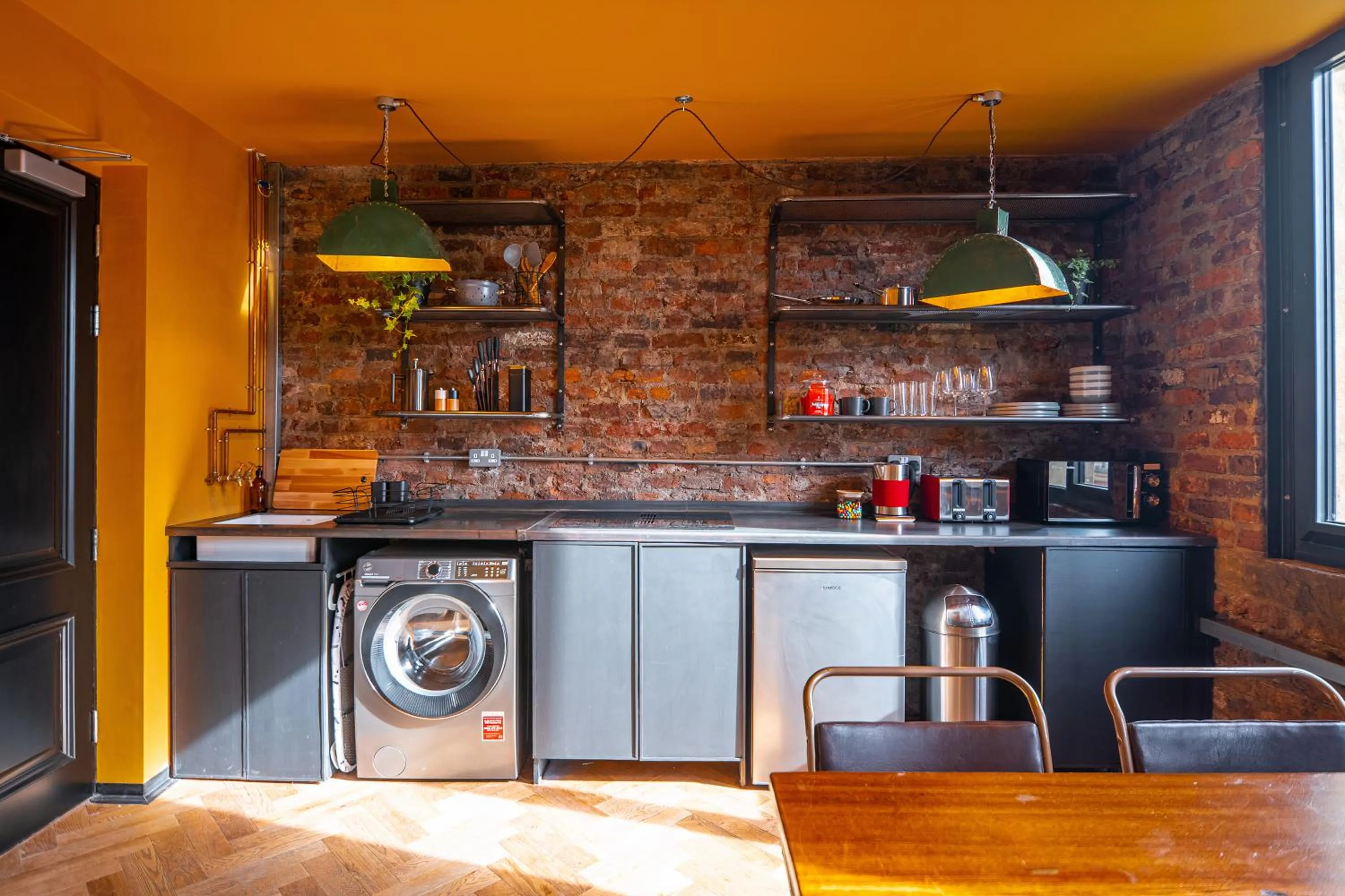 Kitchen or kitchenette in Rooms by Green Room