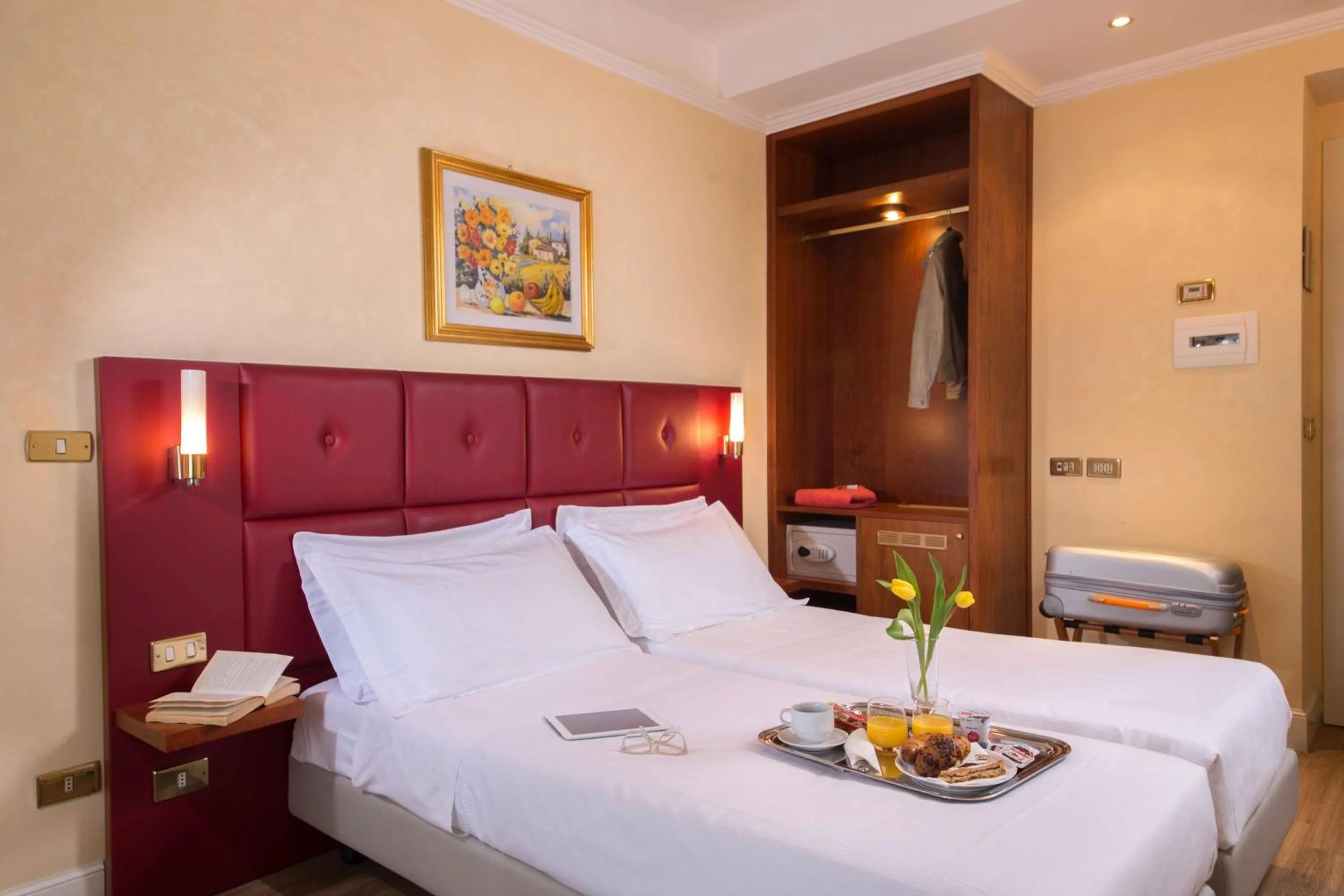 Bedroom, Bed in Best Western Hotel Astrid