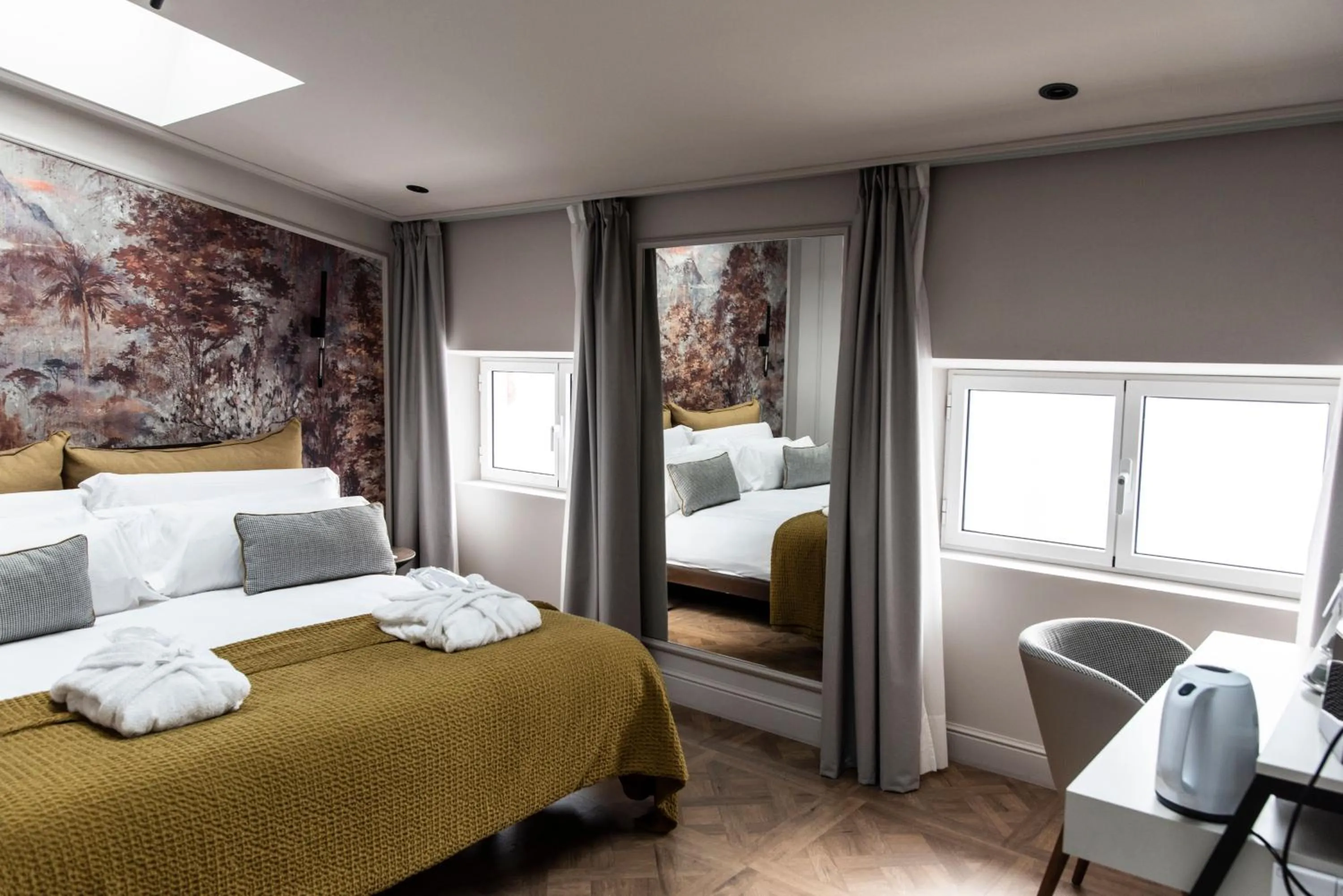 Photo of the whole room, Bed in Soho Boutique Palacio de Pombo