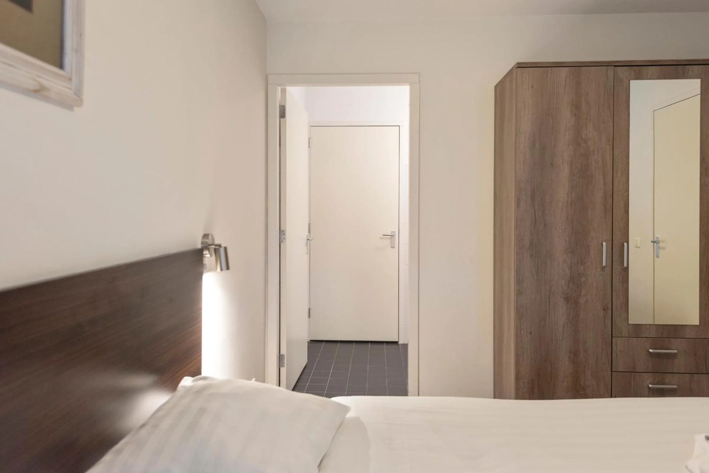 One-Bedroom Apartment in Kaag Resort