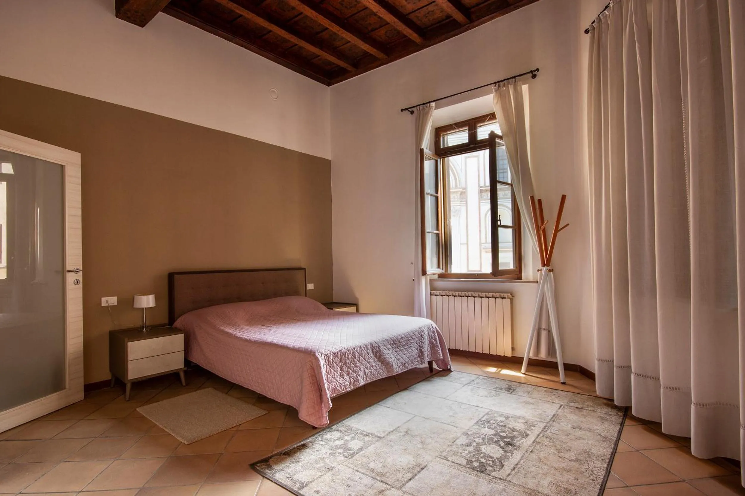 Bed in CasaLonghi