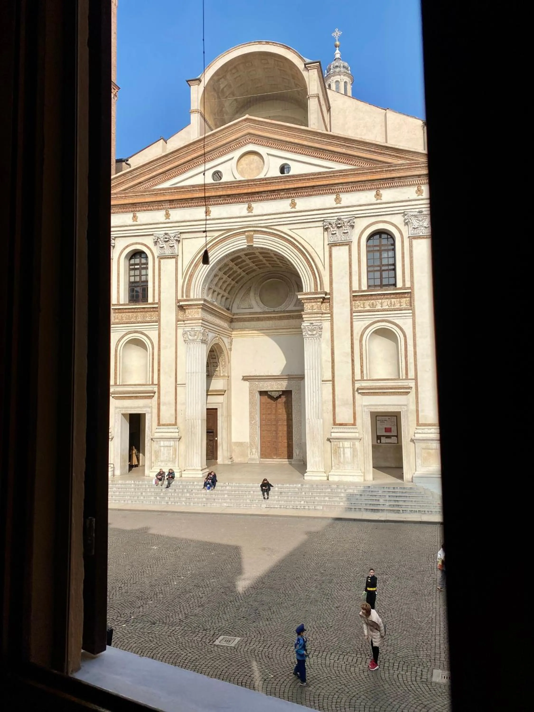 Landmark view in CasaLonghi