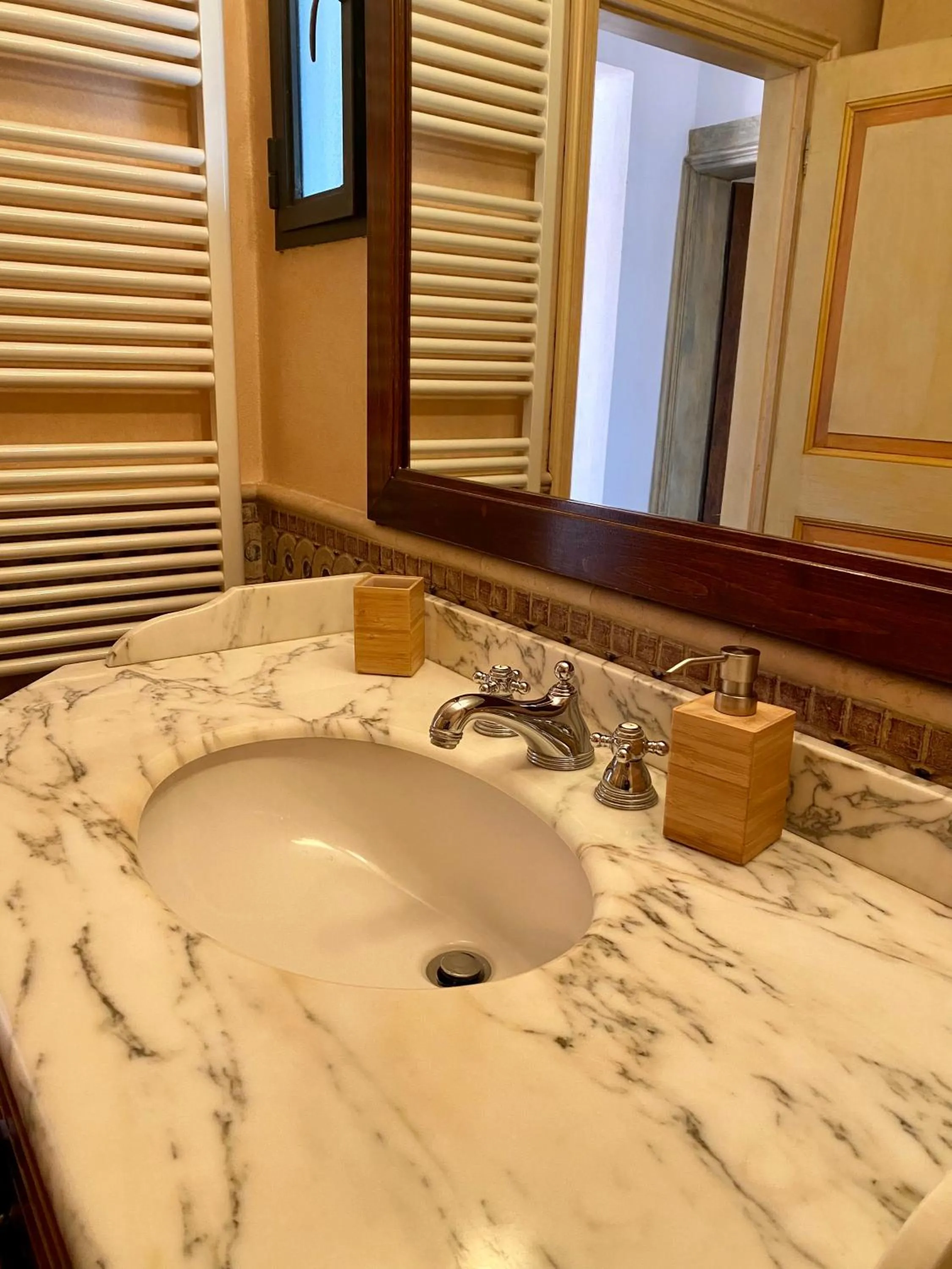 Bathroom in CasaLonghi