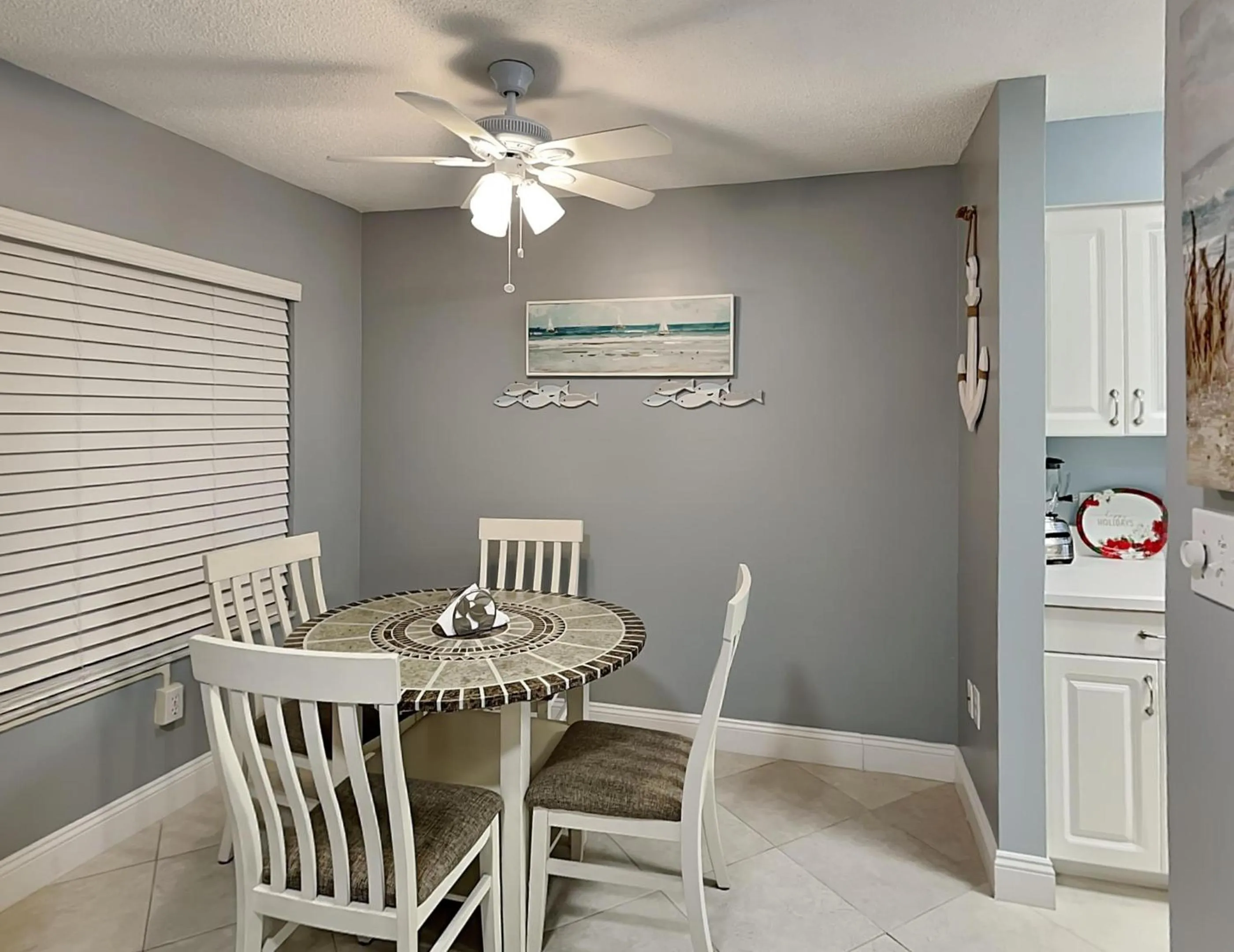 Property building in Sea Winds 602