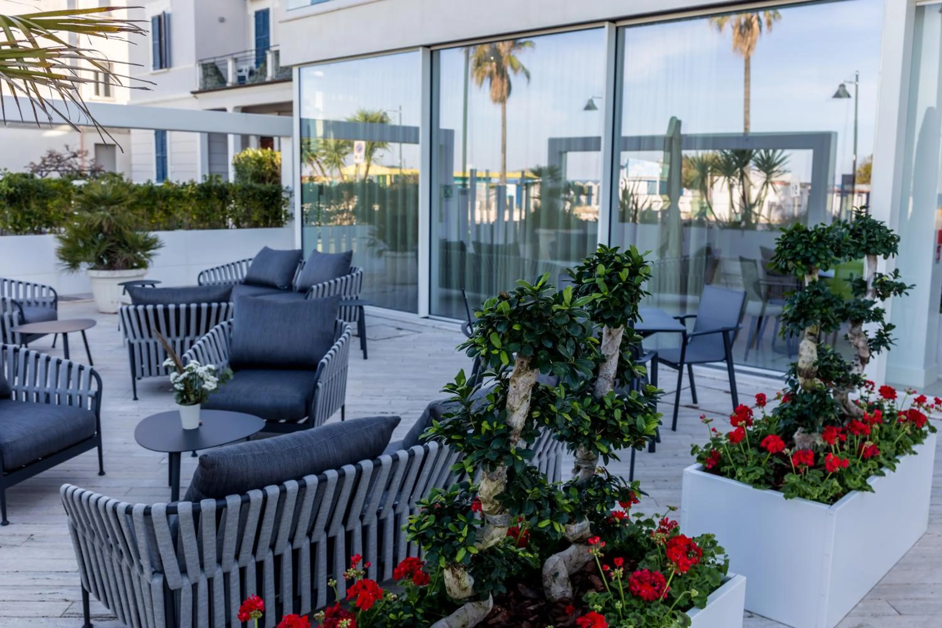 Restaurant/places to eat in EUROPA Hotel