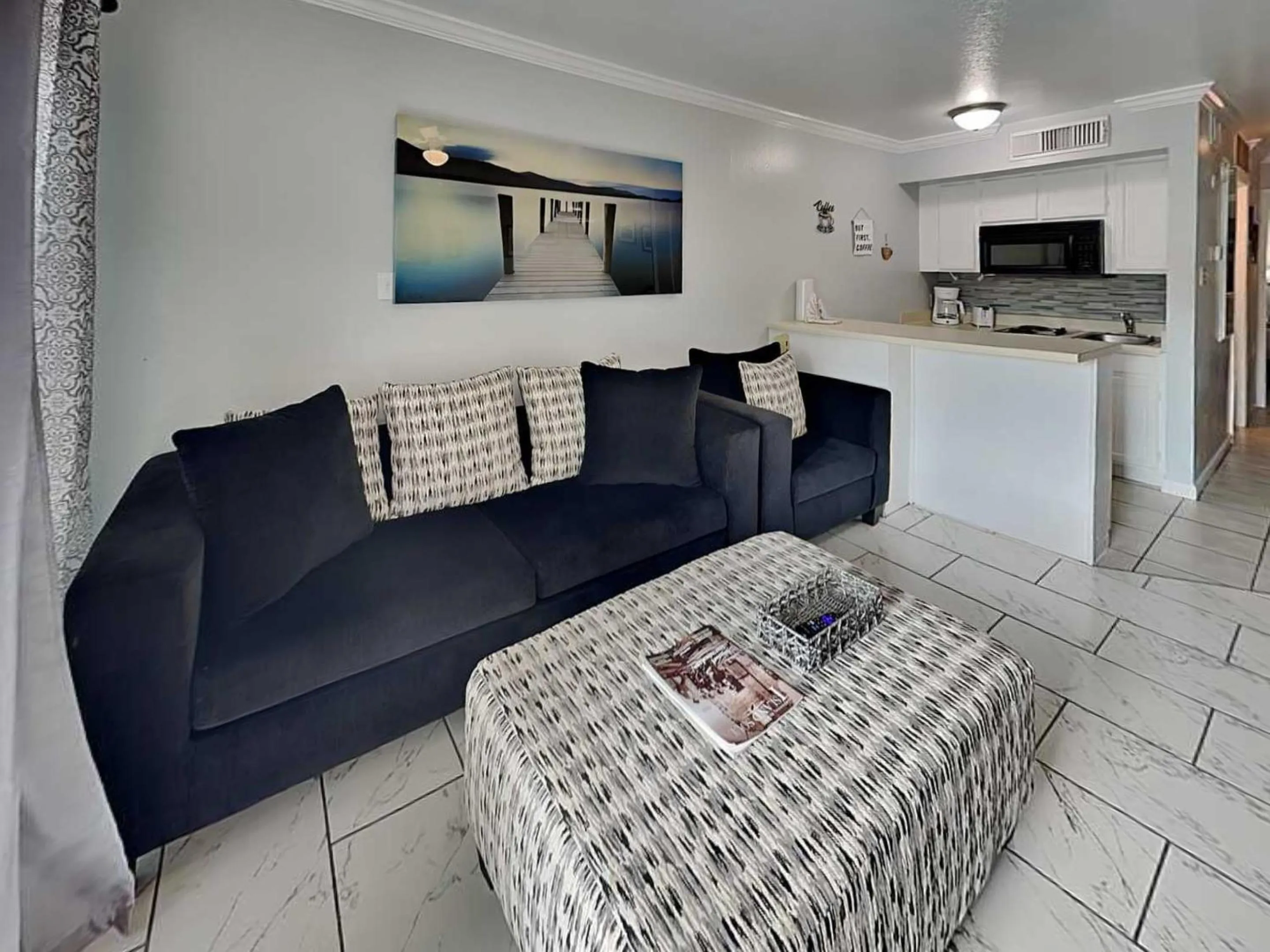 Kitchen or kitchenette in Victorian 3112-All for Fun