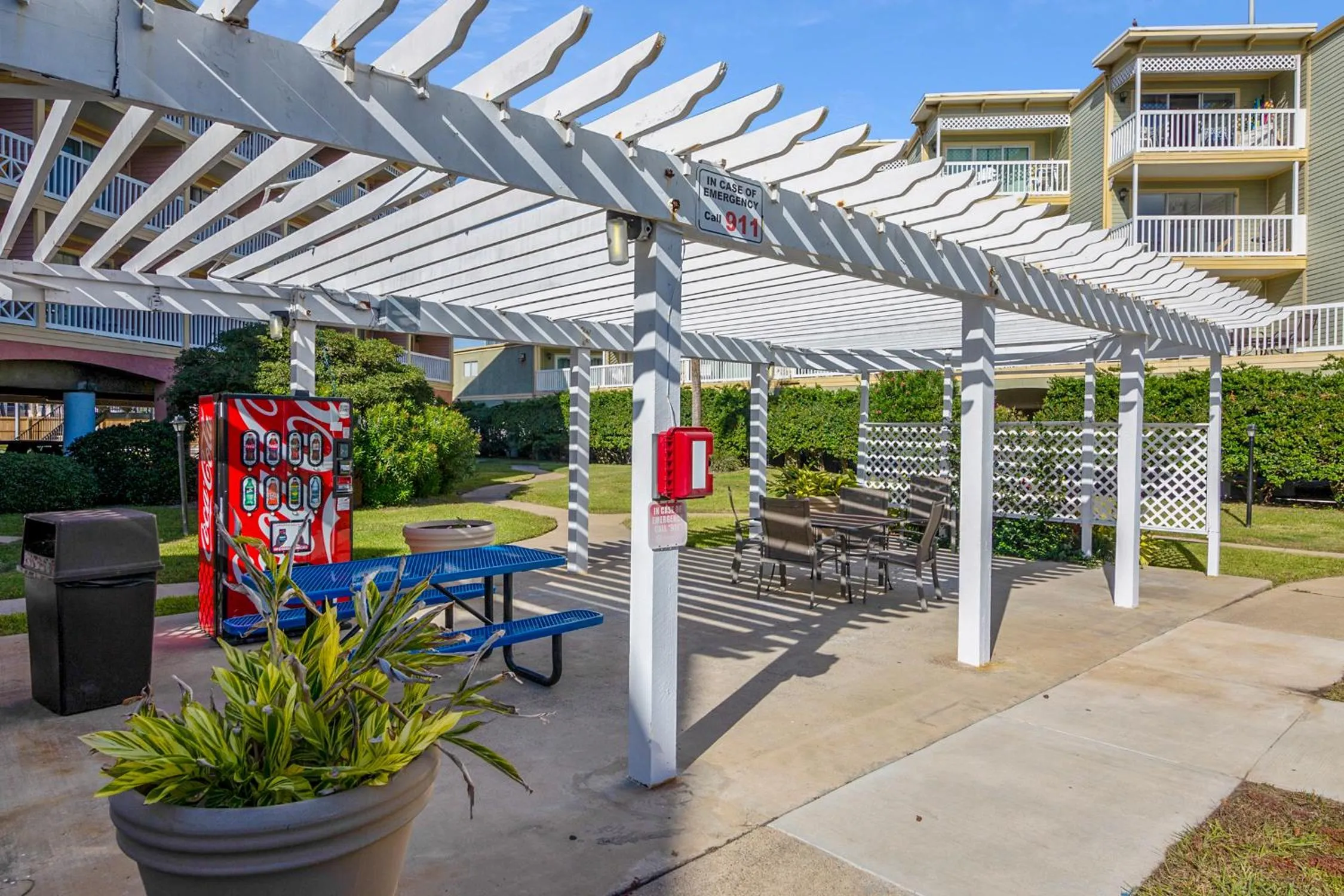 Property building in Victorian 7105-Sand Dollar