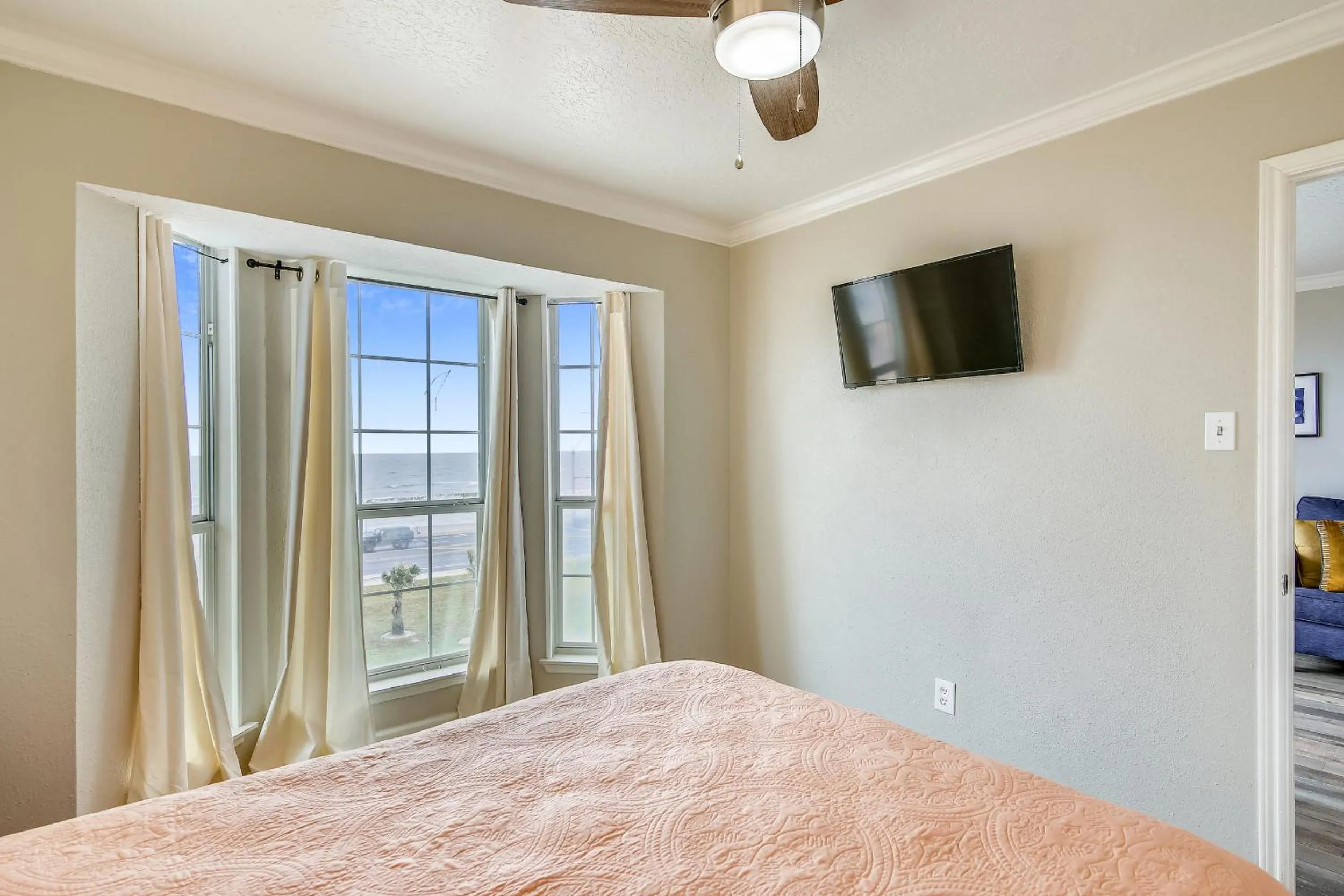 Bed in Victorian 8301-Vista View