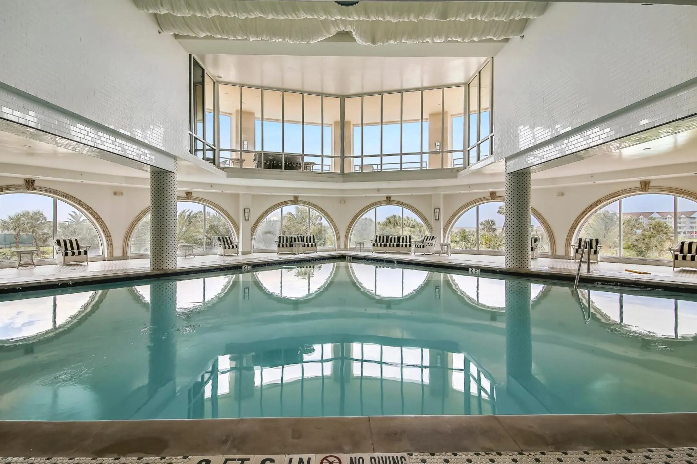 Property building in Diamond Beach 708-Kohinoor