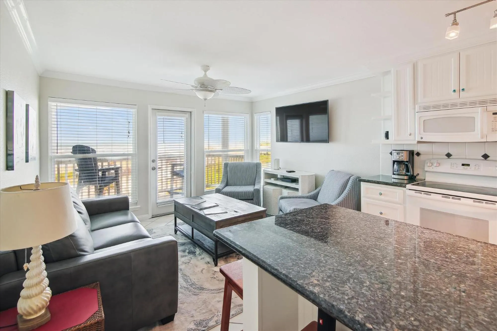 Living room in Seascape 1301-Beachcomber