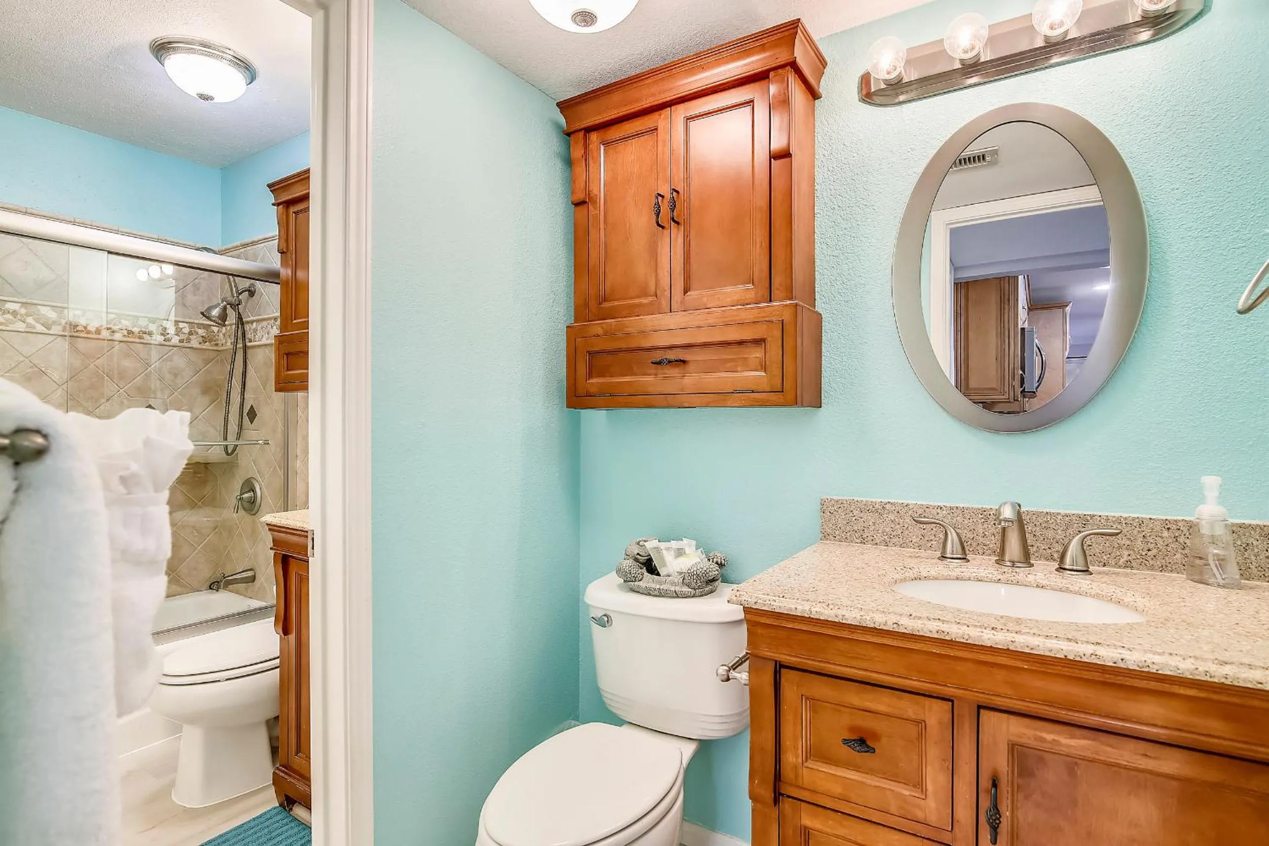 Kitchen or kitchenette in Seascape 1307-A Sunny Seahorse